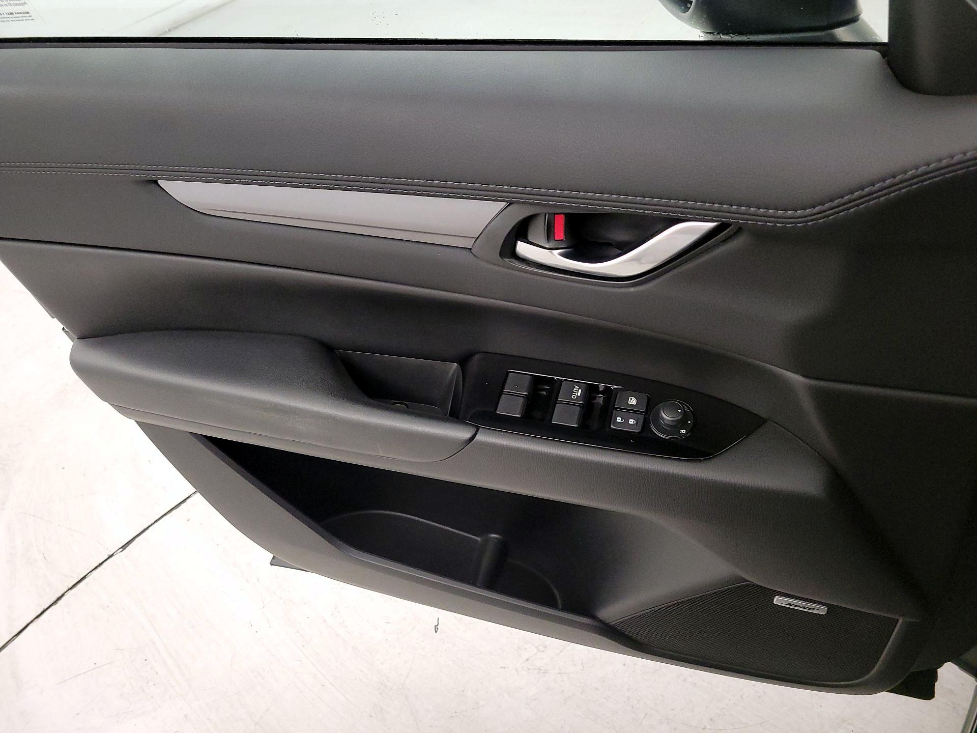 Thumbnail: 2017 Mazda CX-5 - 12