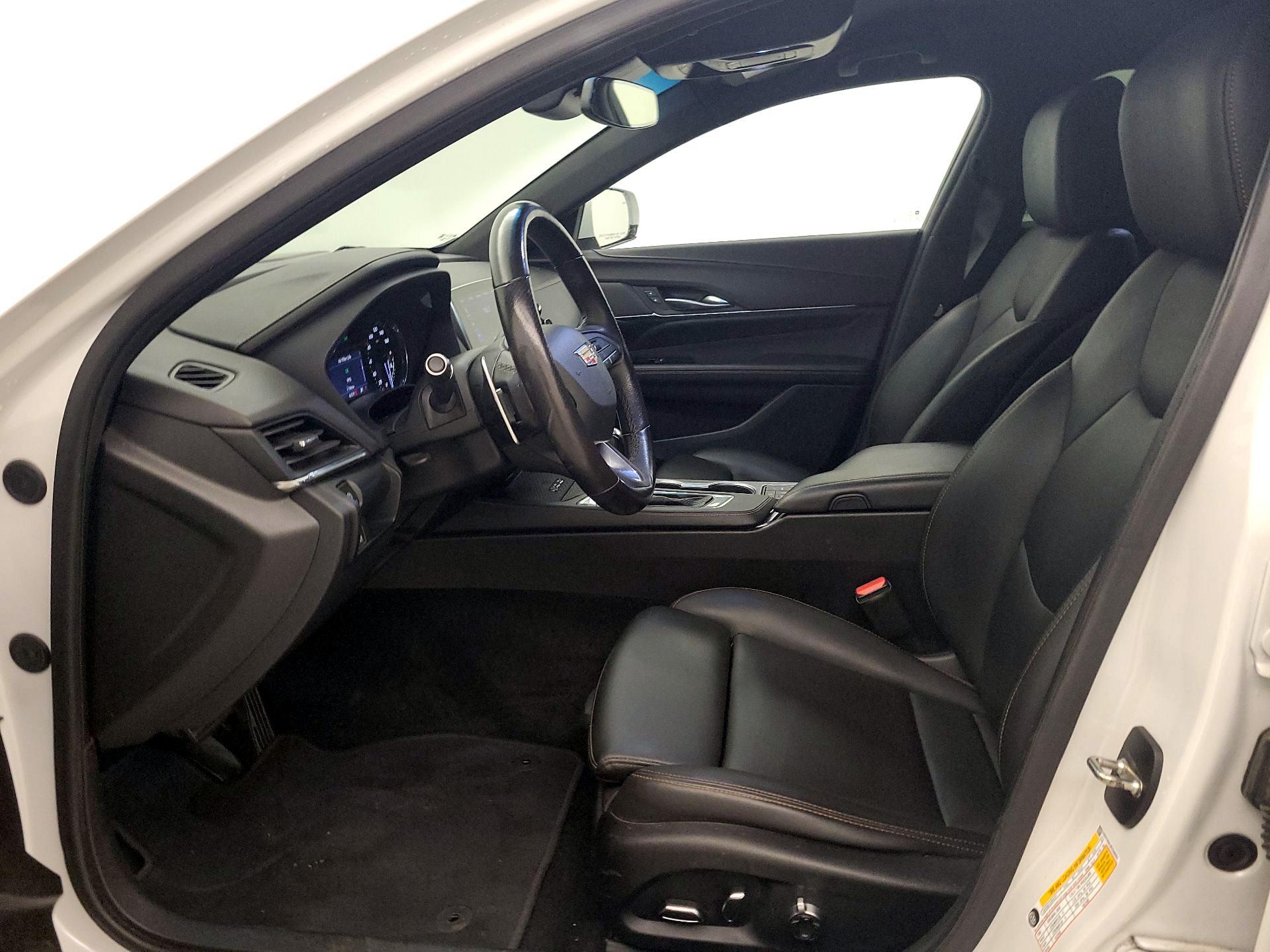 Thumbnail: 2023 Cadillac CT4 - 11