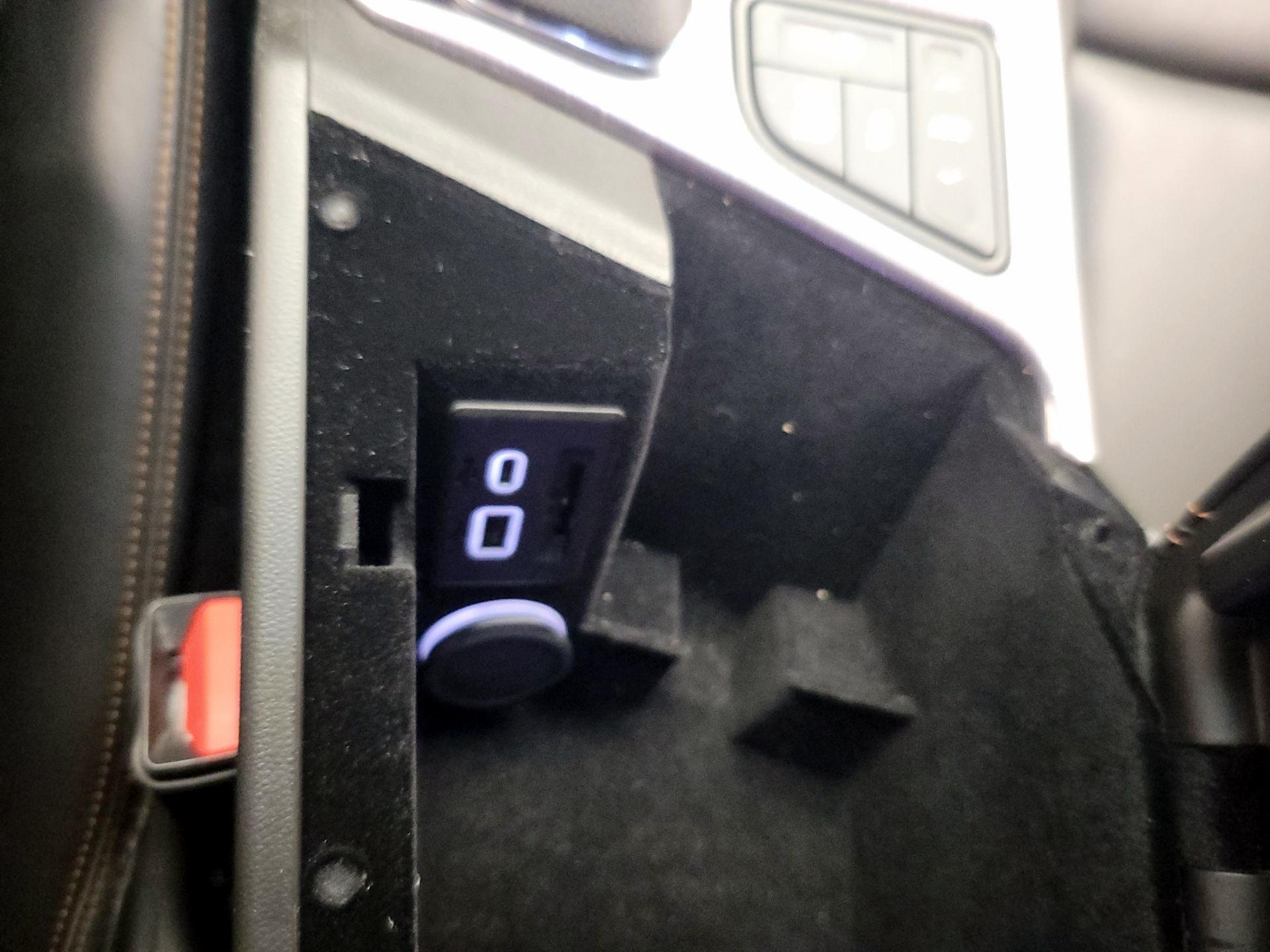 Thumbnail: 2023 Cadillac CT4 - 18