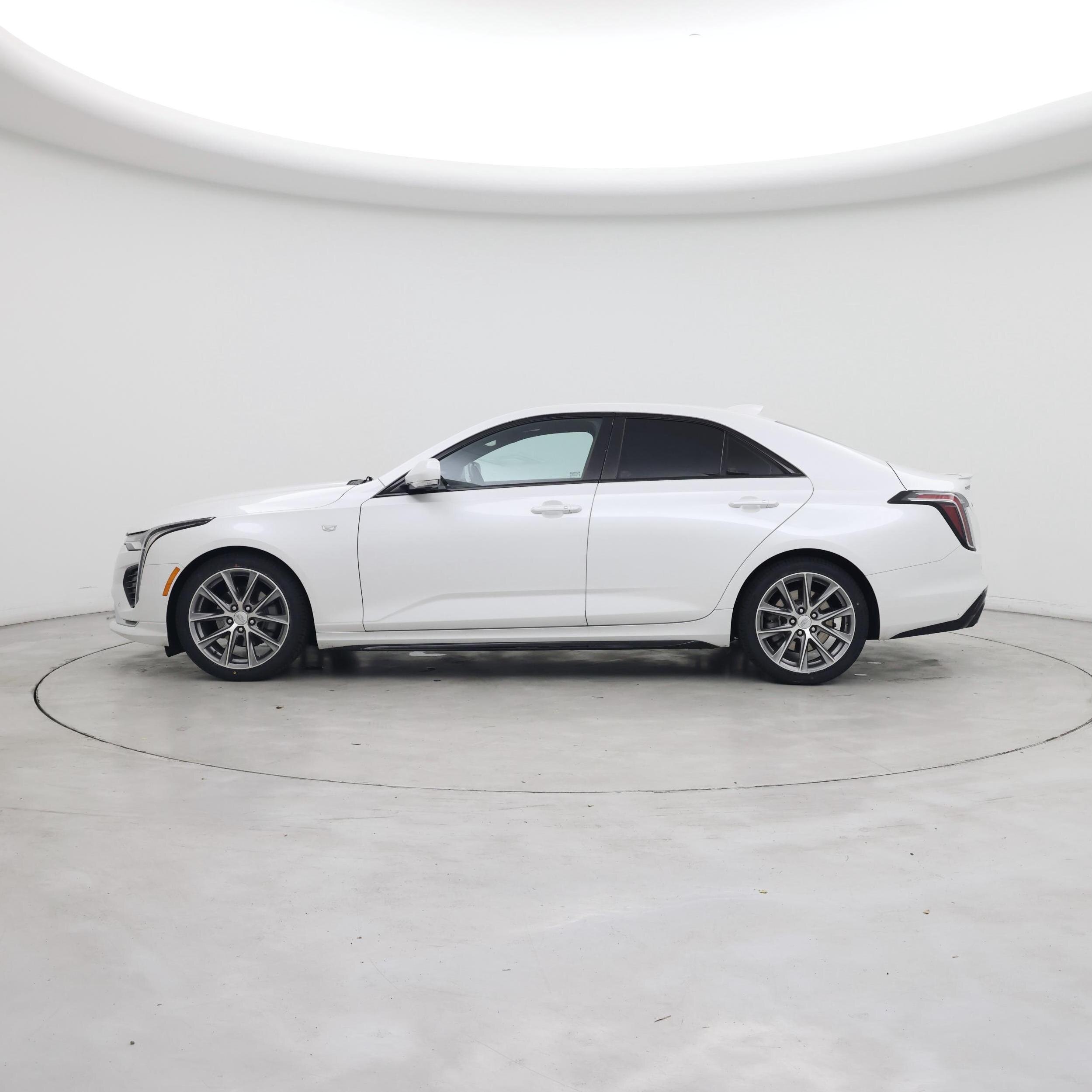 Thumbnail: 2023 Cadillac CT4 - 3