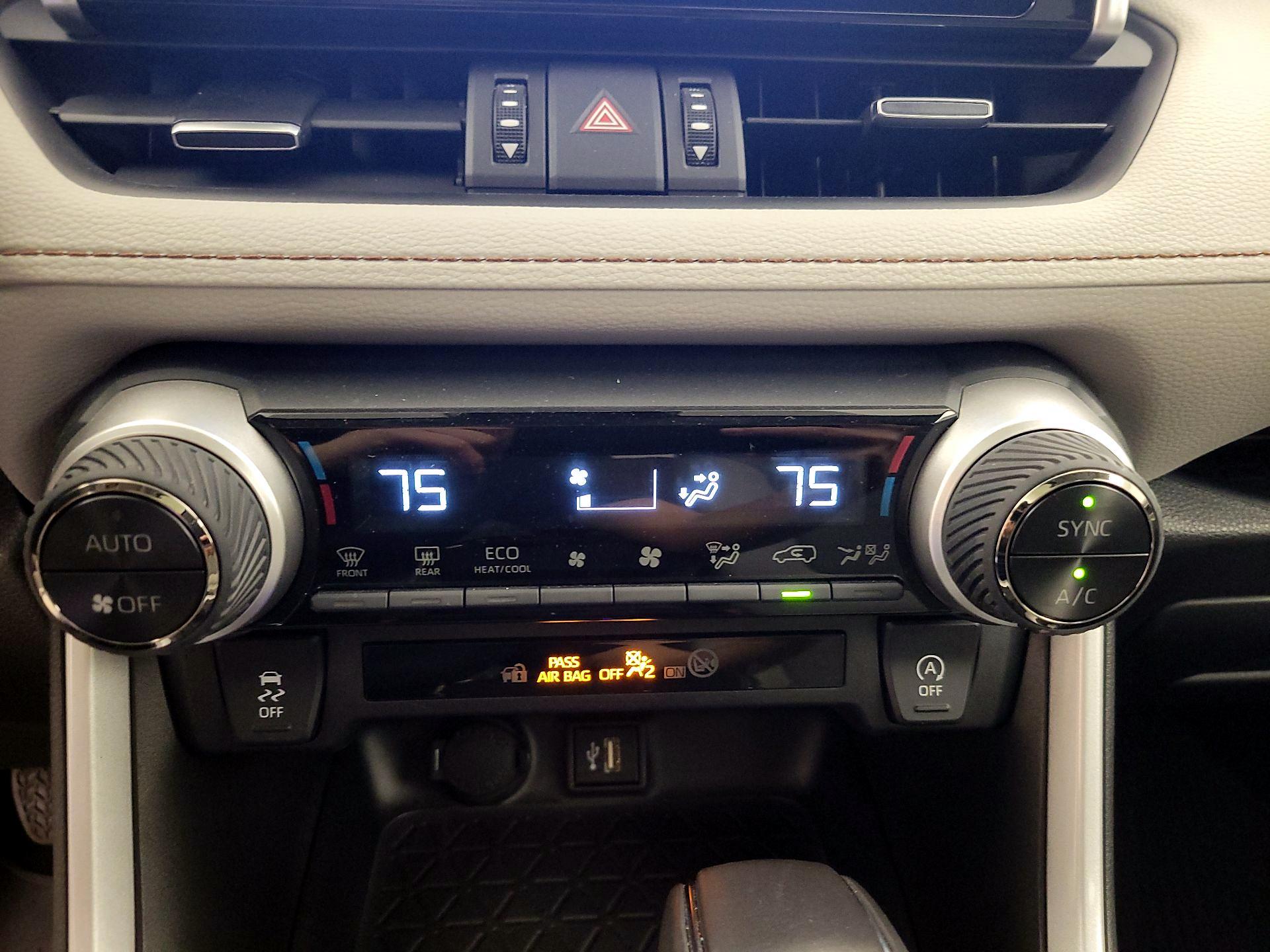 Thumbnail: 2025 Toyota RAV4 - 16