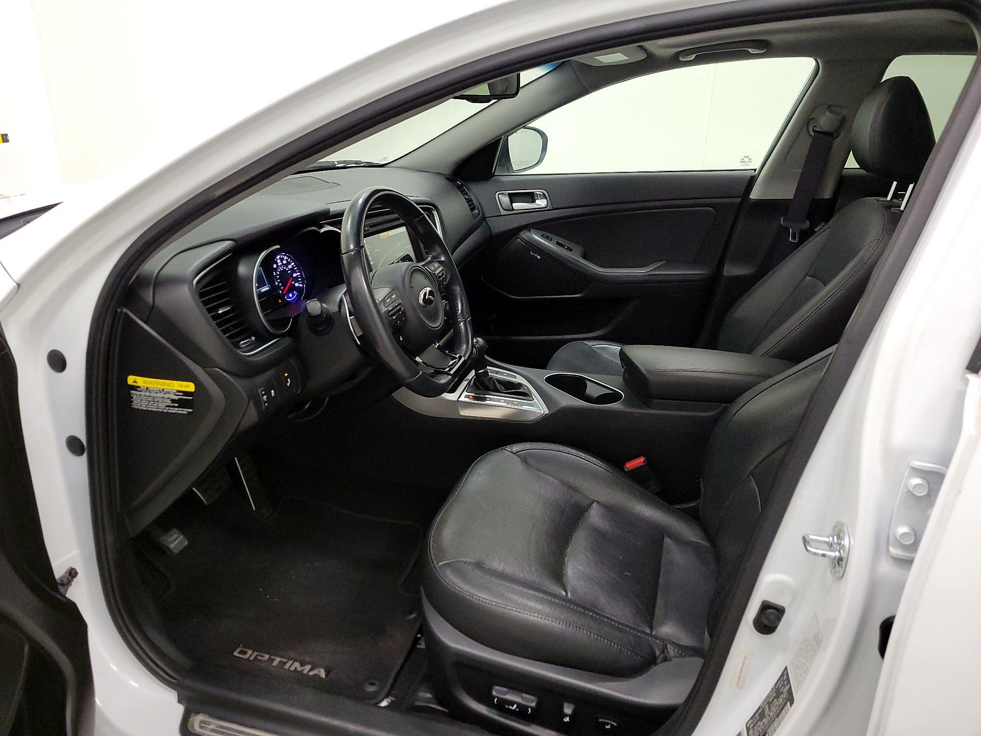 Thumbnail: 2015 Kia Optima - 11