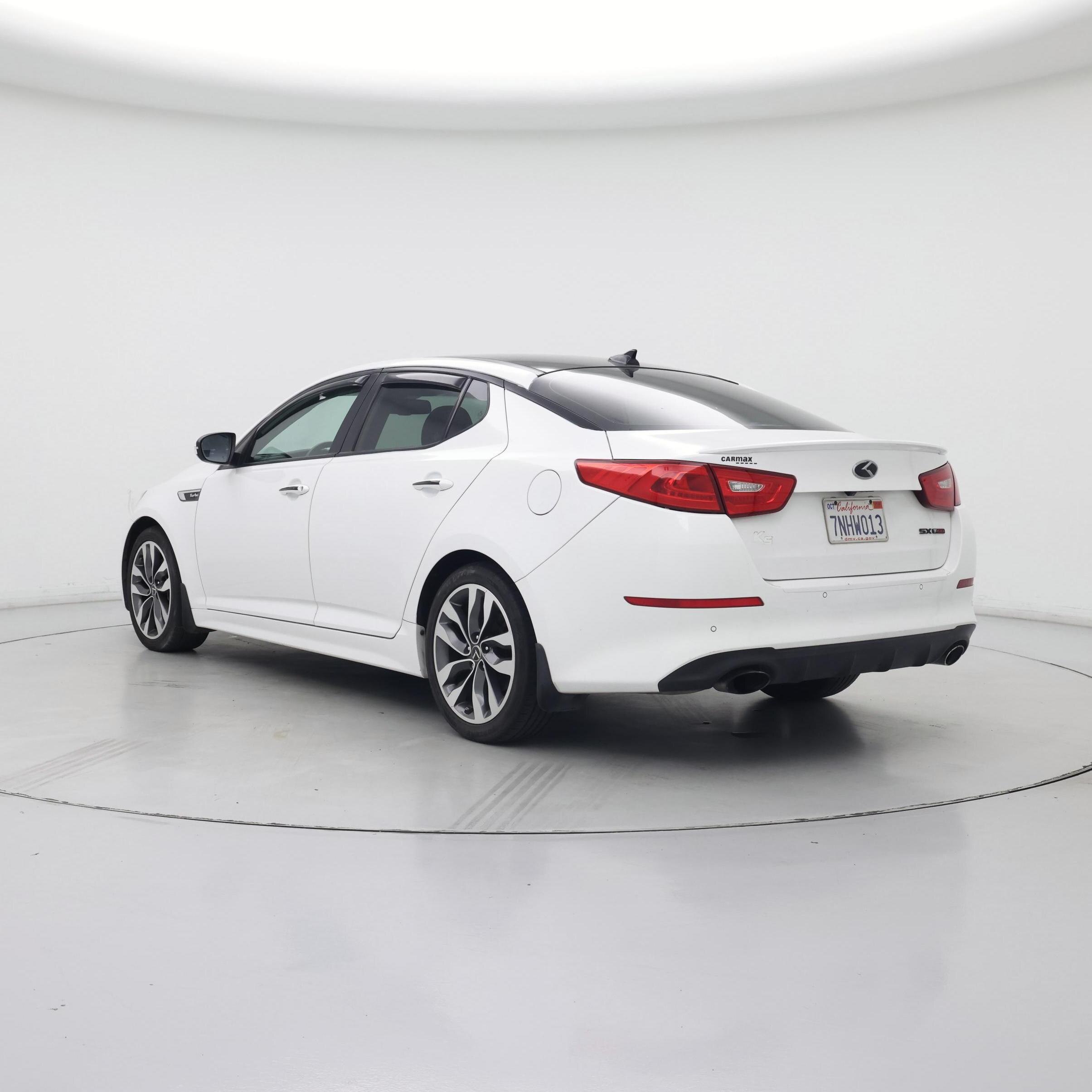 Thumbnail: 2015 Kia Optima - 2