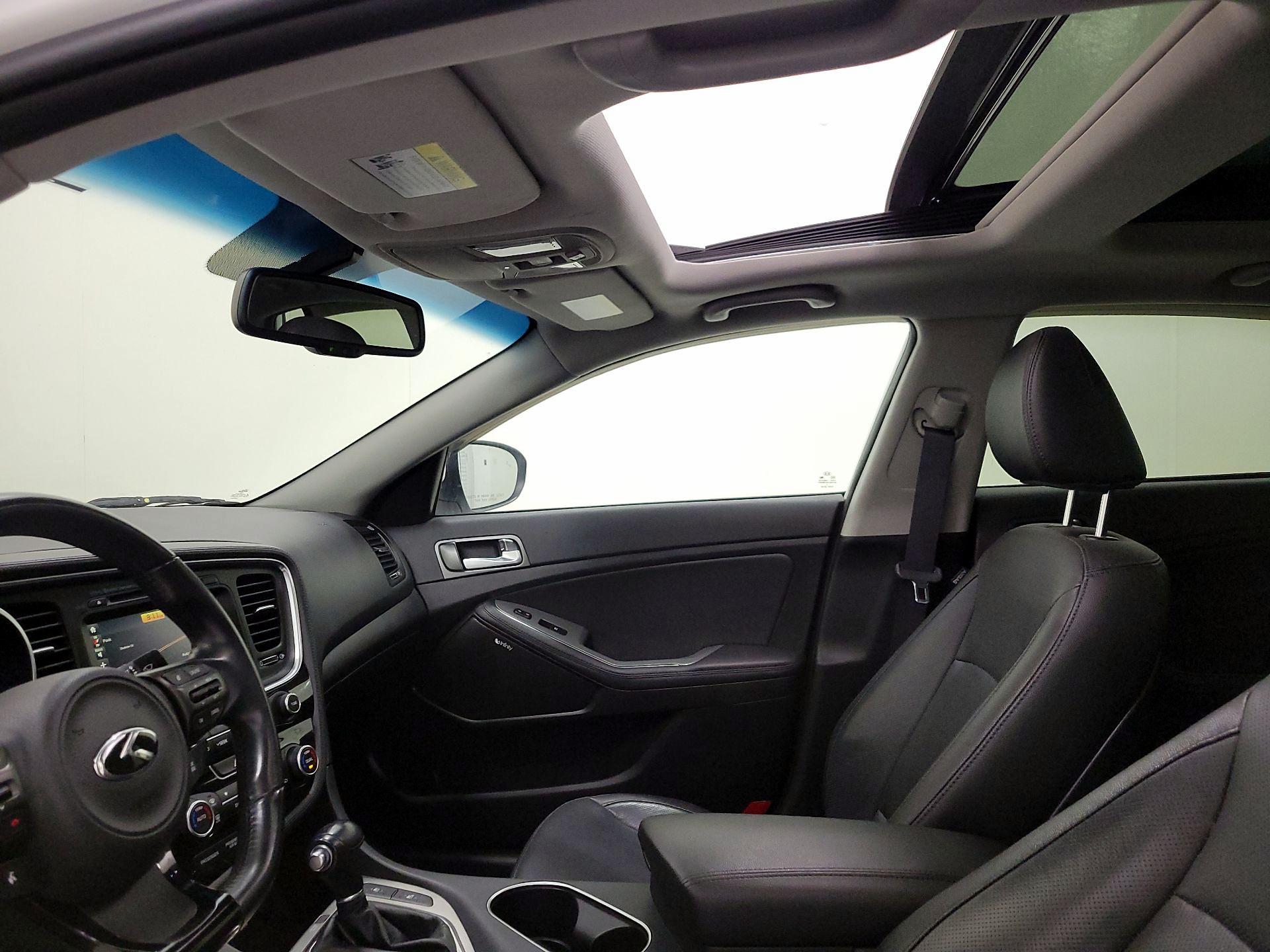 Thumbnail: 2015 Kia Optima - 20