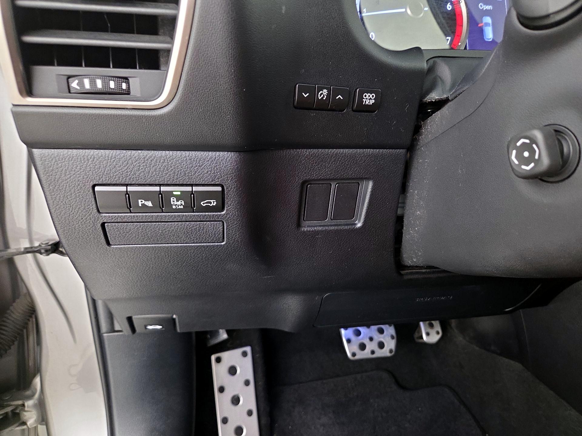 Thumbnail: 2015 Lexus NX - 13