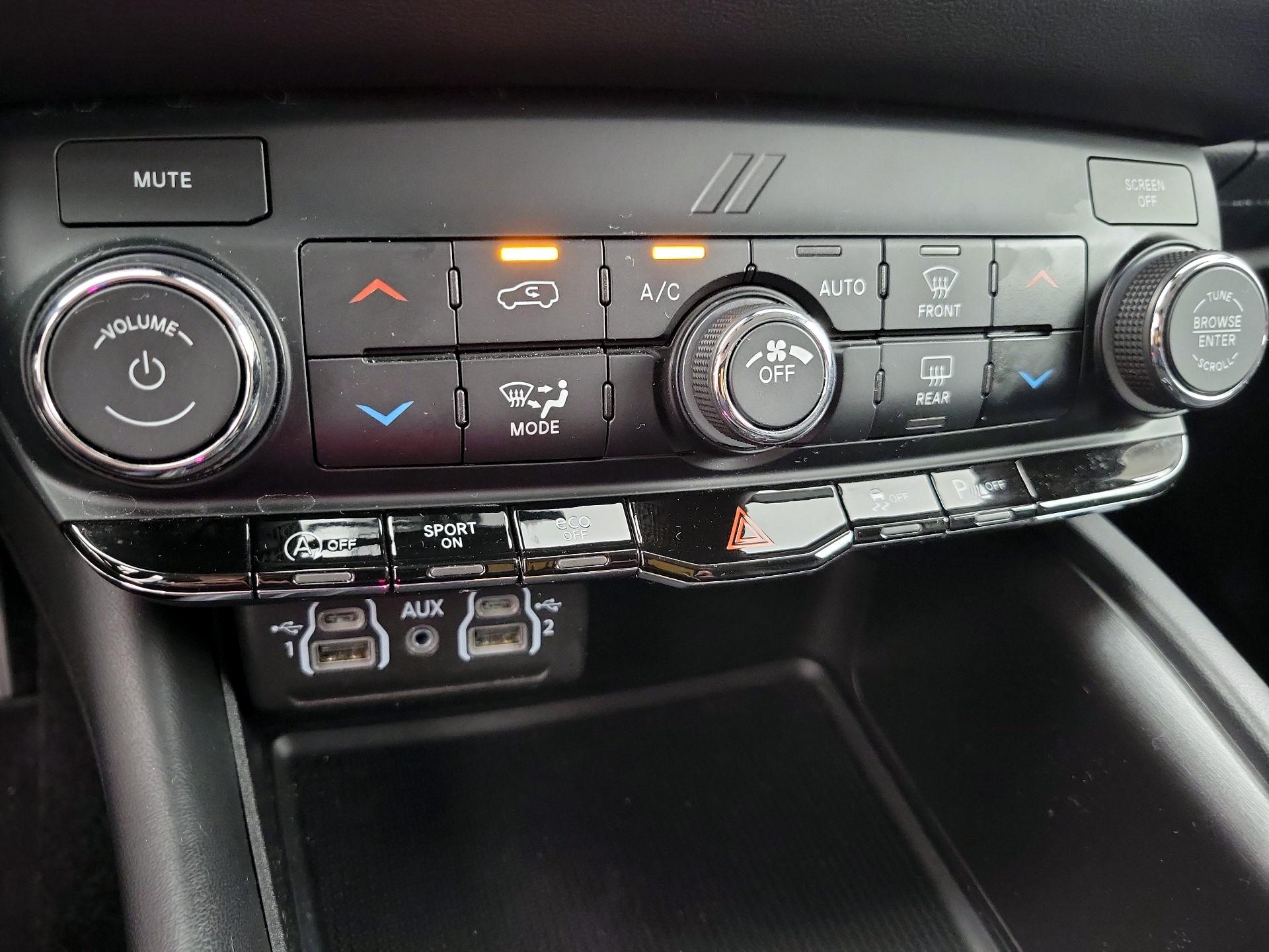 Thumbnail: 2022 Dodge Durango - 16