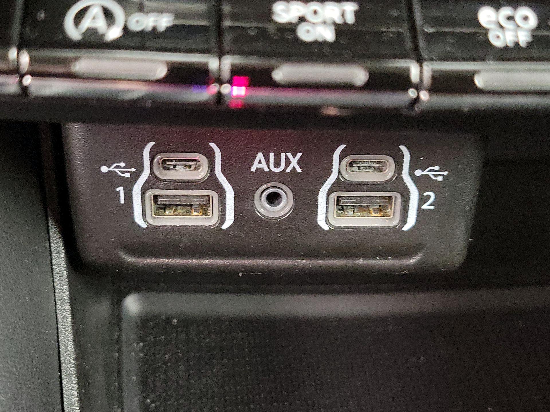 Thumbnail: 2022 Dodge Durango - 18