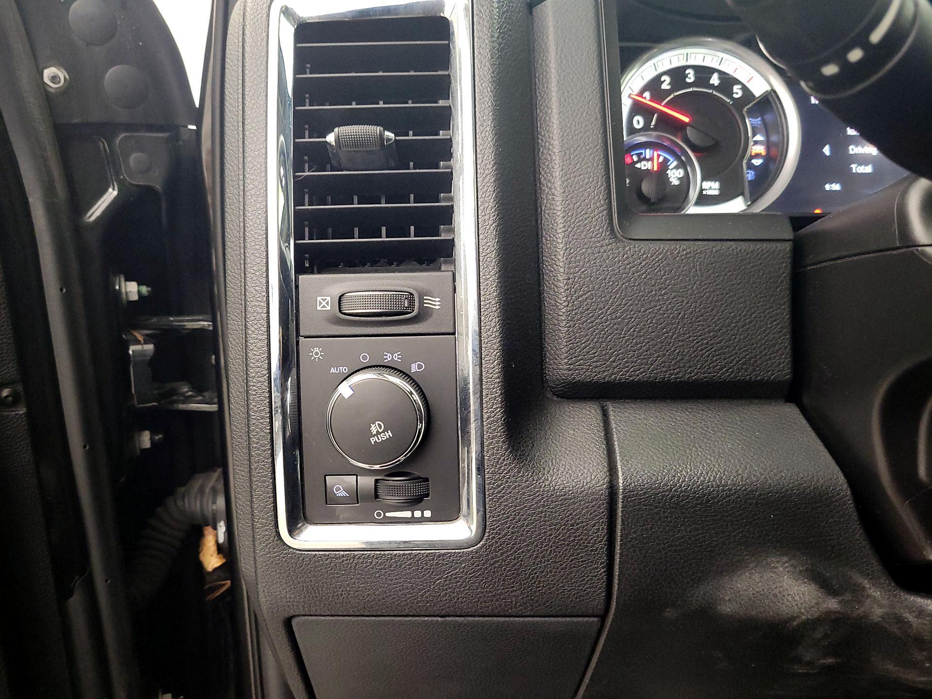 Thumbnail: 2016 RAM 1500 - 13