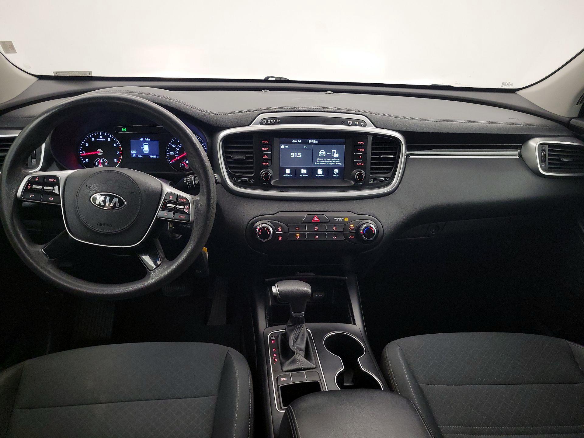 Thumbnail: 2020 Kia Sorento - 9