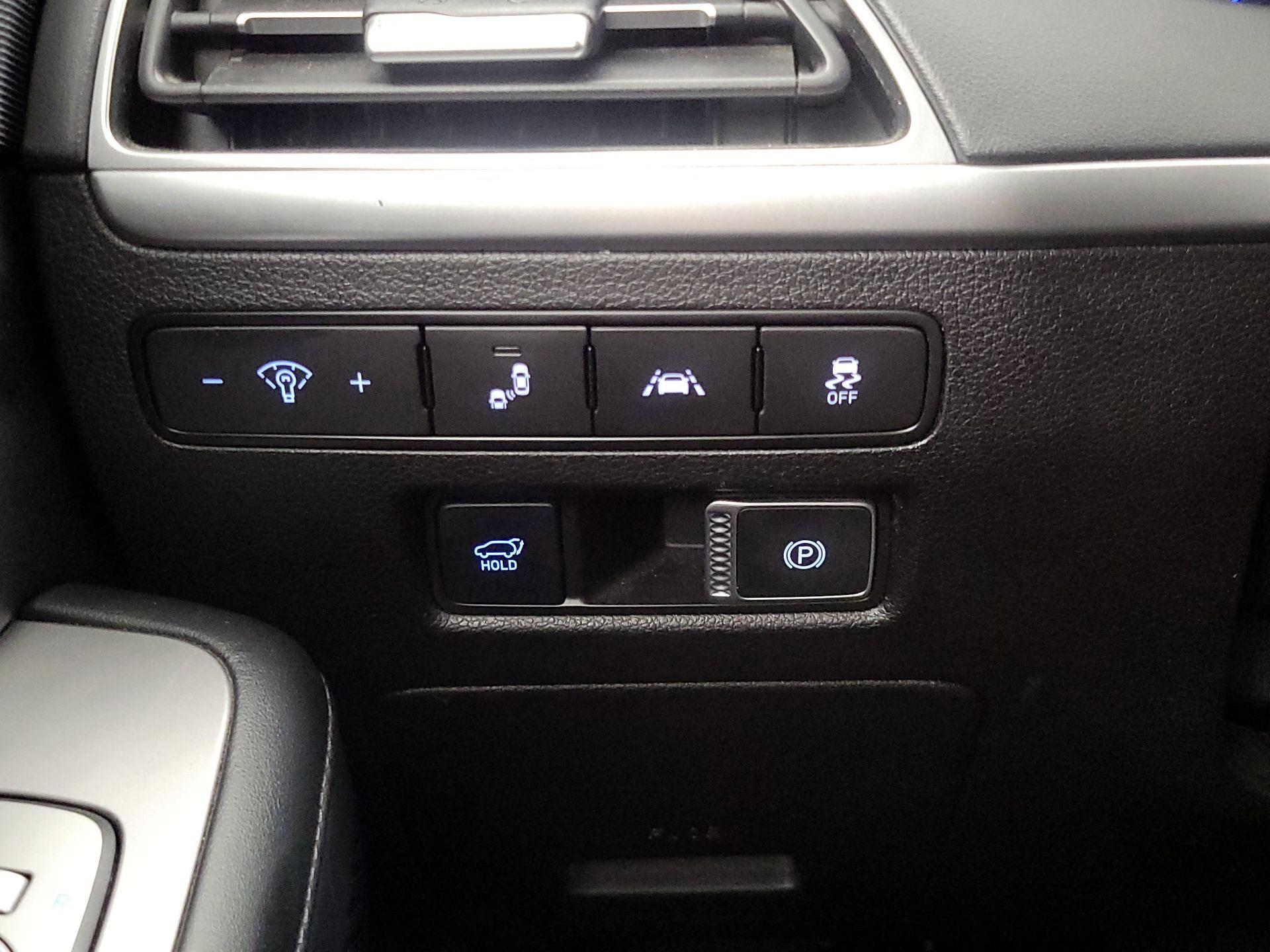 Thumbnail: 2022 Hyundai Palisade - 13