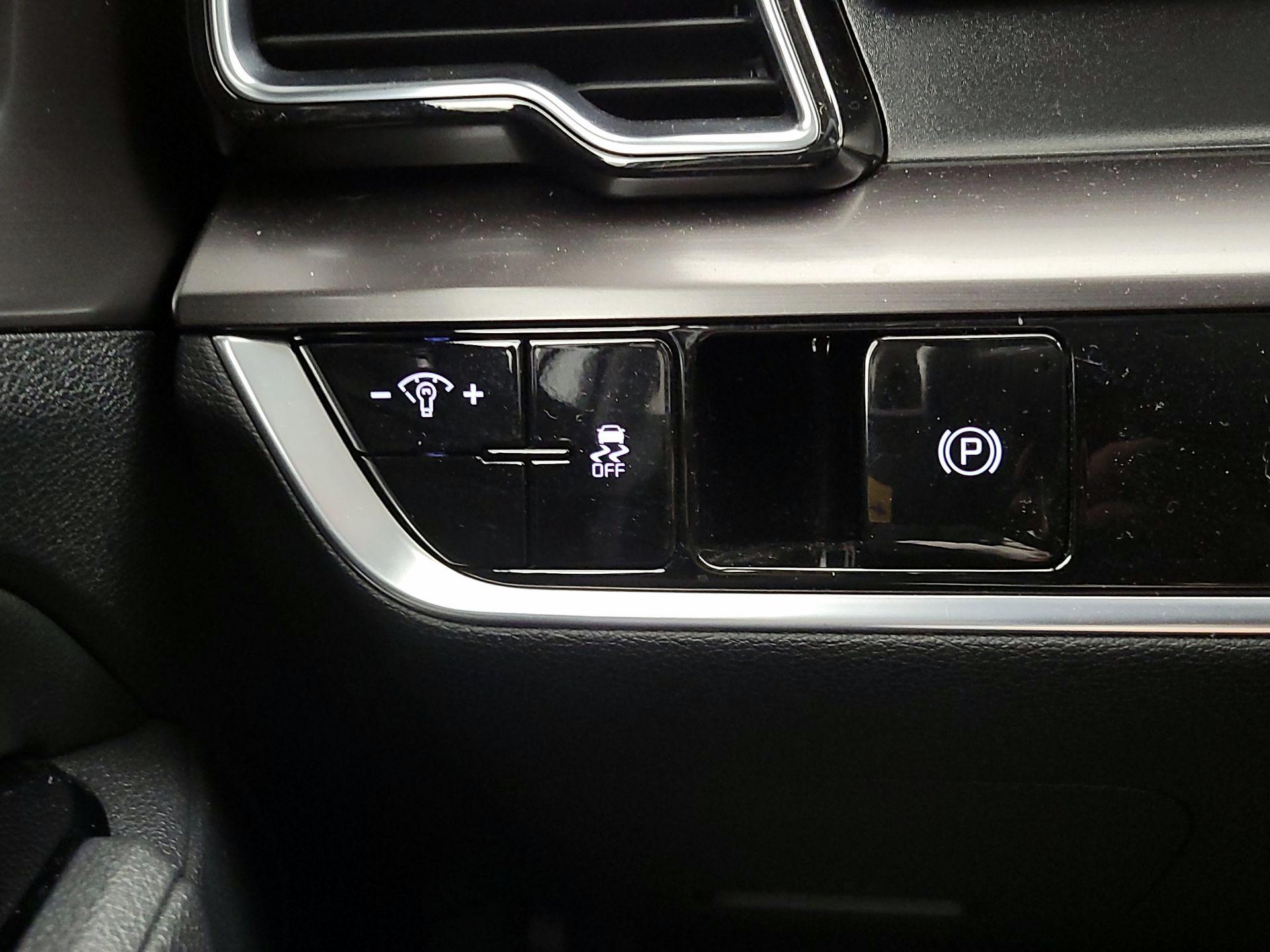 Thumbnail: 2025 Kia Sportage - 13