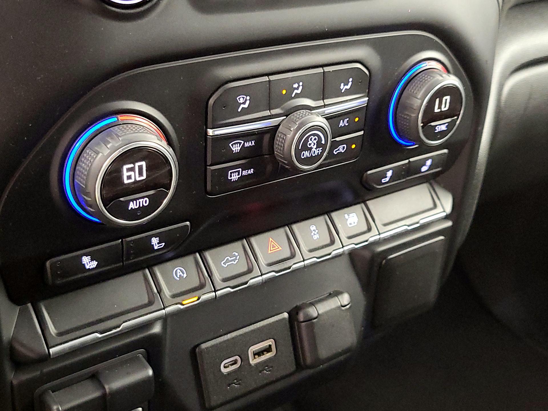 Thumbnail: 2019 Chevrolet Silverado 1500 - 16