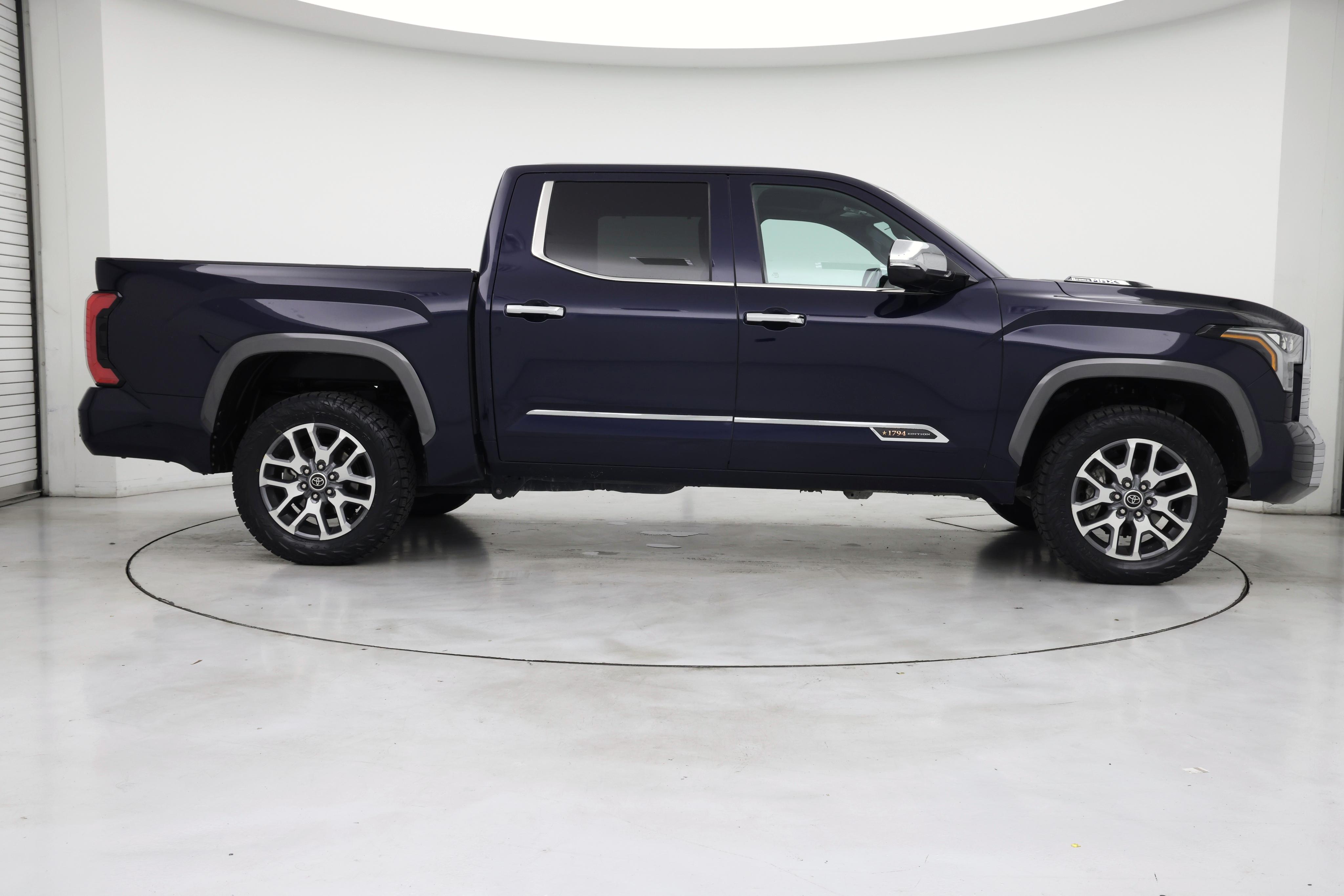 Thumbnail: 2024 Toyota Tundra - 7