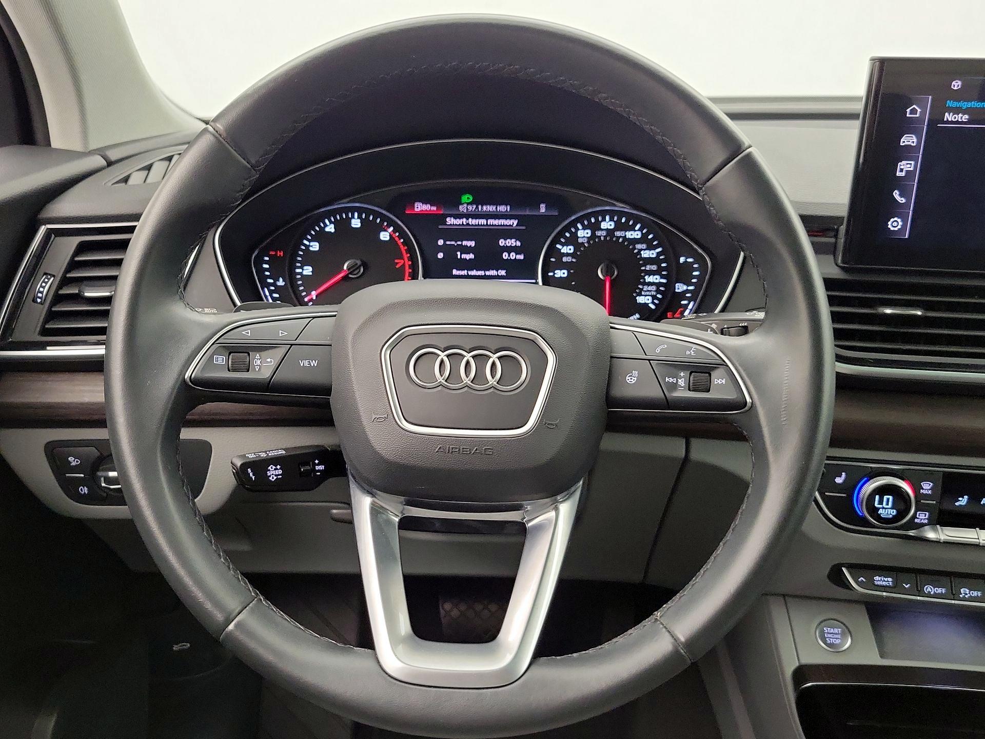 Thumbnail: 2023 Audi Q5 - 10