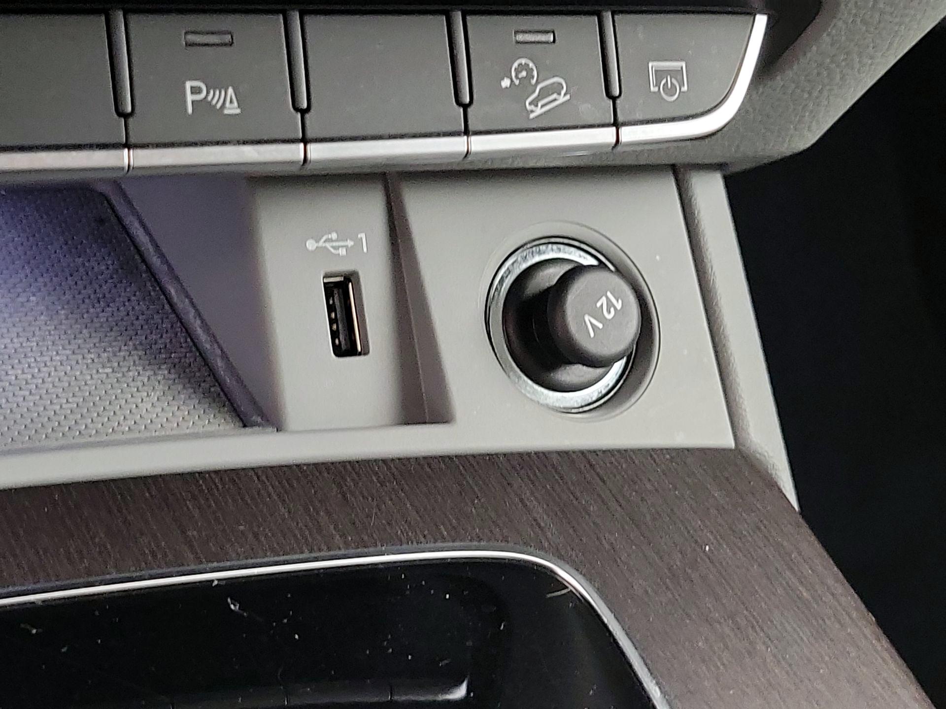 Thumbnail: 2023 Audi Q5 - 18