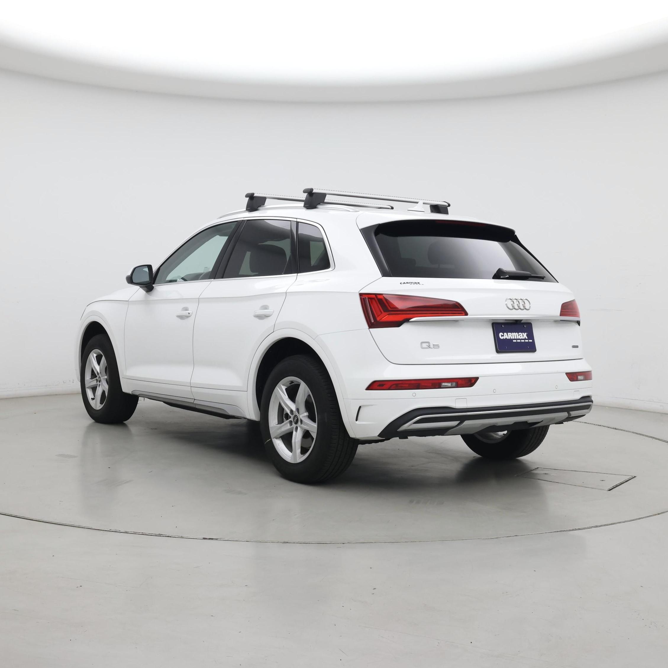 Thumbnail: 2023 Audi Q5 - 2