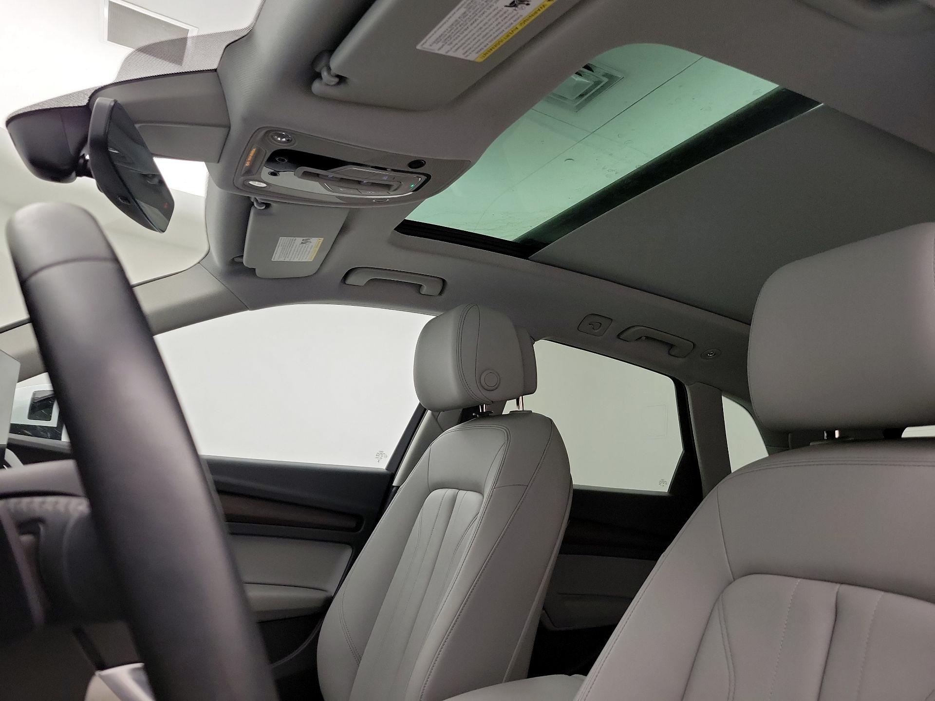 Thumbnail: 2023 Audi Q5 - 19