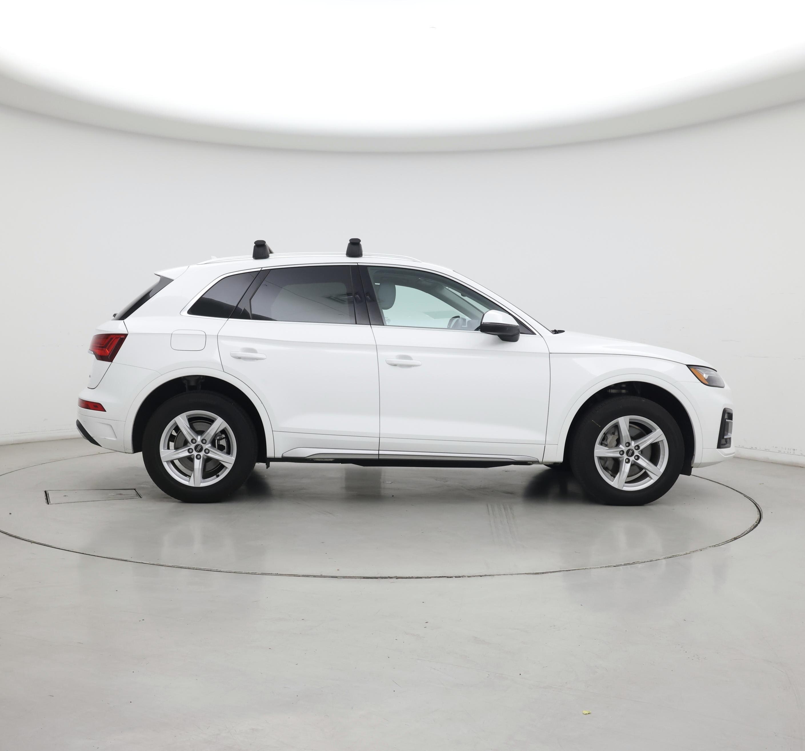 Thumbnail: 2023 Audi Q5 - 7