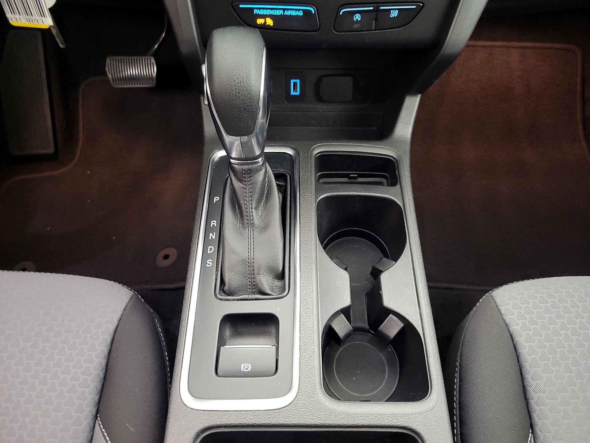 Thumbnail: 2018 Ford Escape - 17