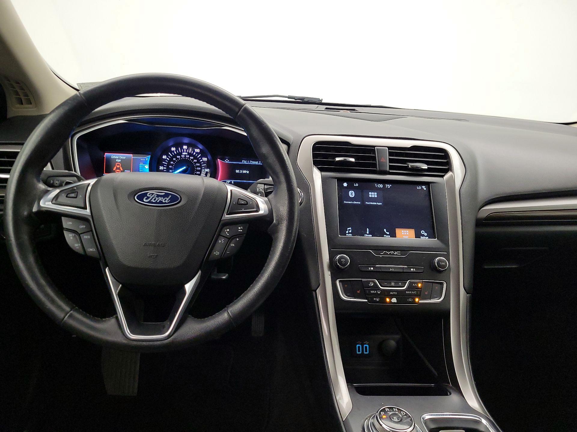 Thumbnail: 2019 Ford Fusion - 10