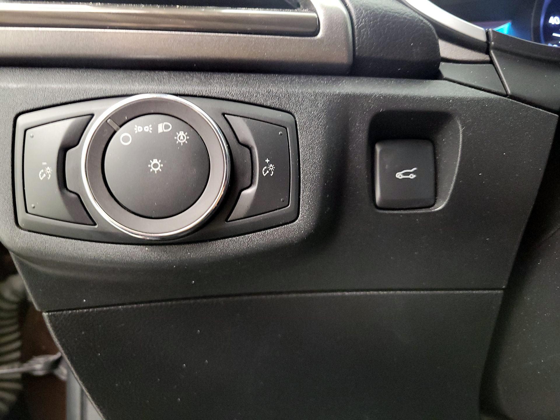 Thumbnail: 2019 Ford Fusion - 13