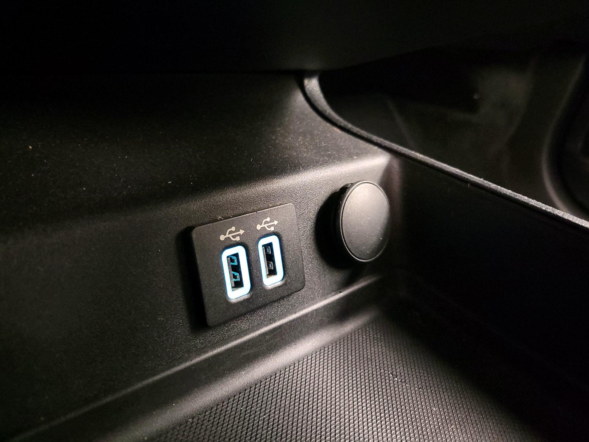 Thumbnail: 2019 Ford Fusion - 18