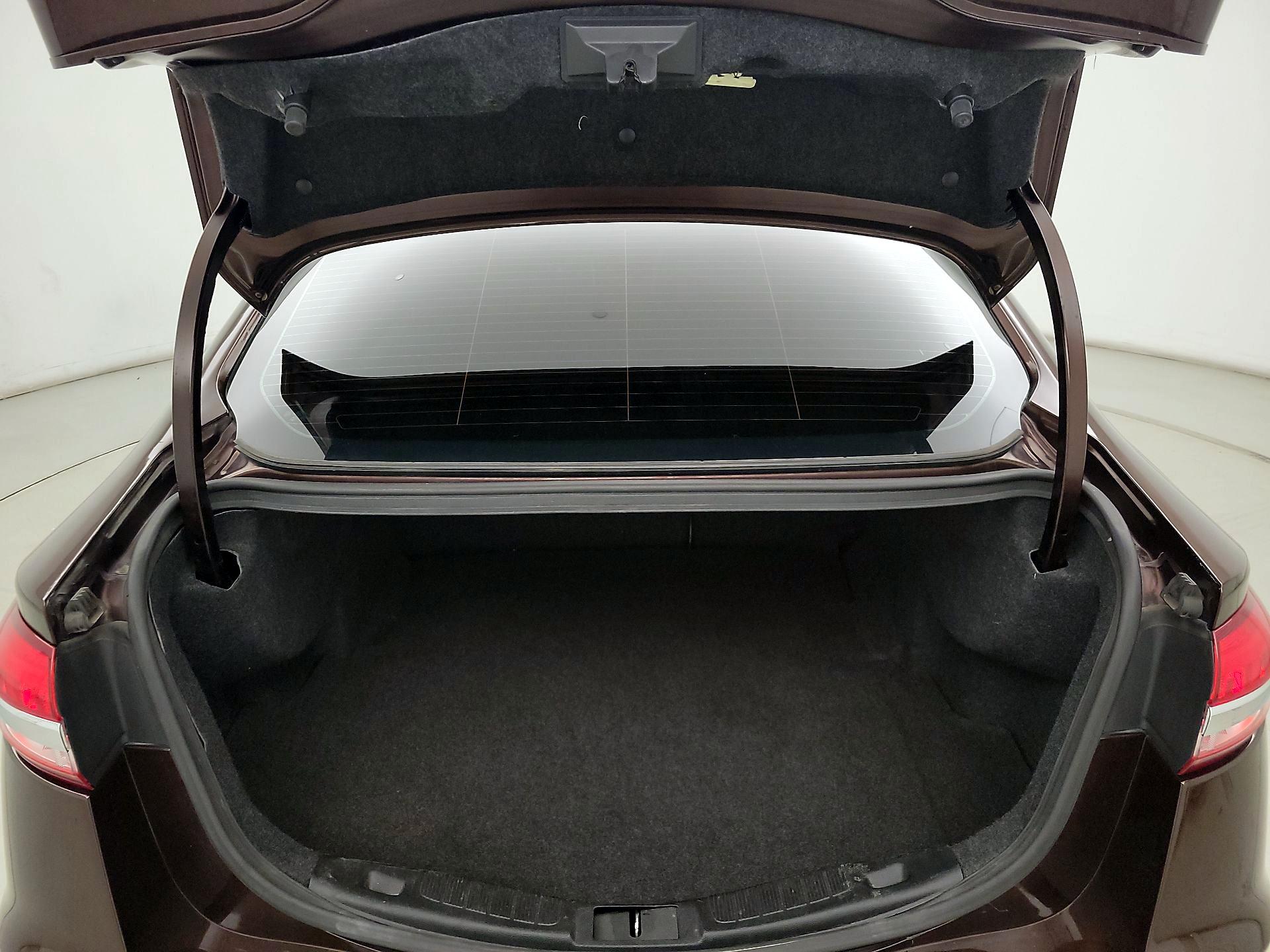 Thumbnail: 2019 Ford Fusion - 20