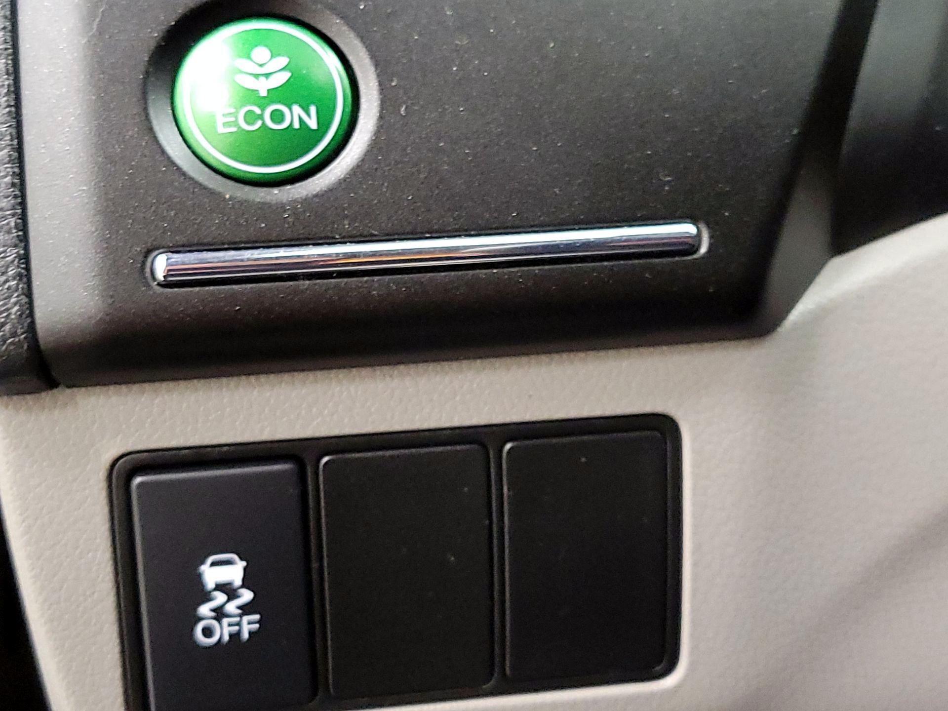 Thumbnail: 2015 Honda Civic - 13