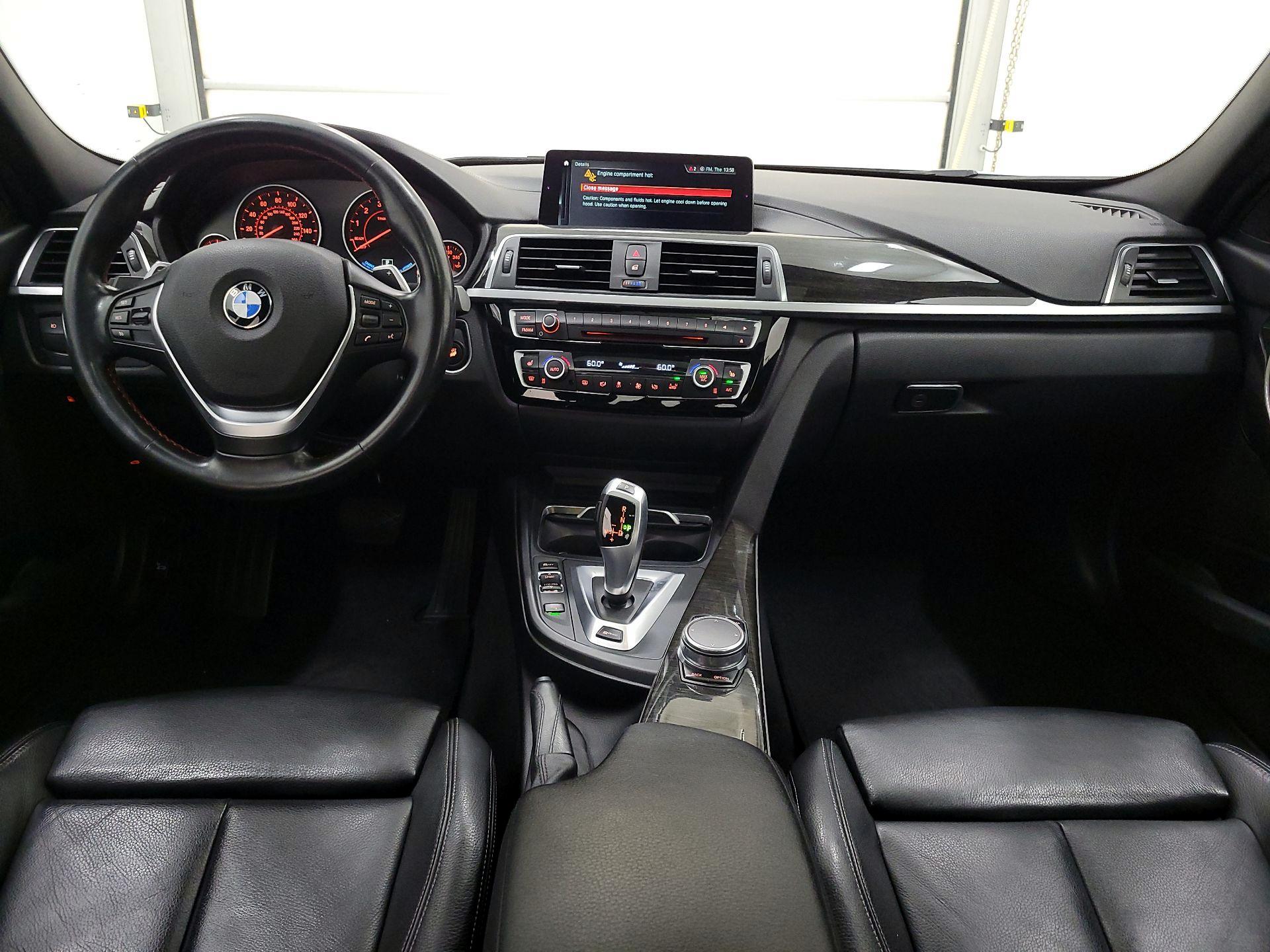 Thumbnail: 2018 BMW 3 Series - 9