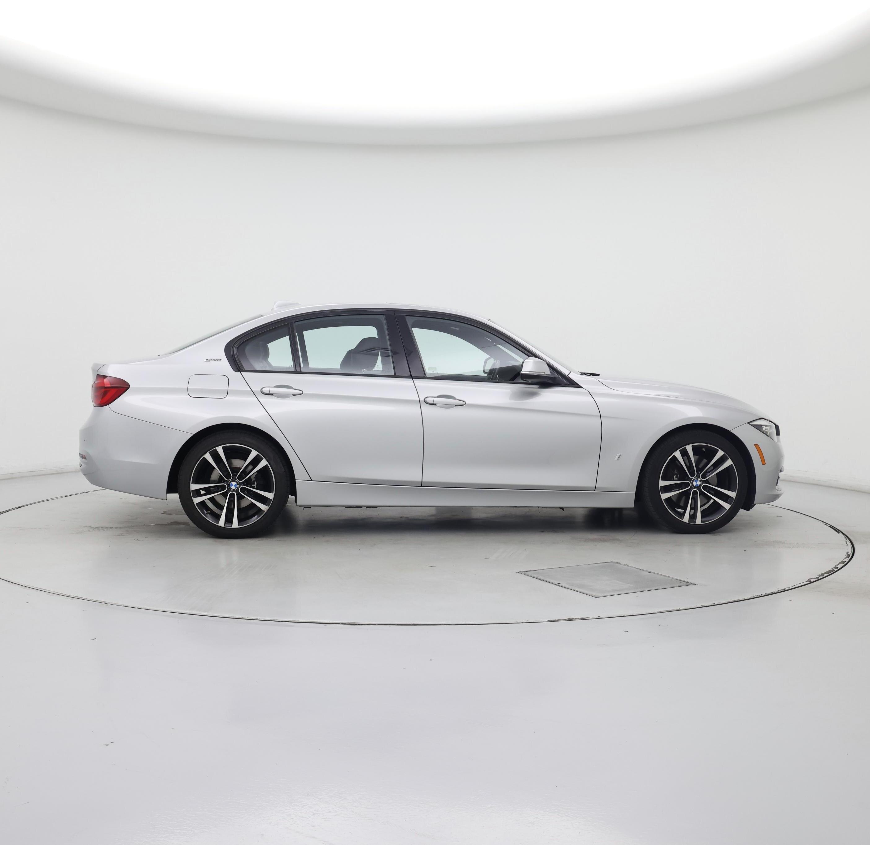 Thumbnail: 2018 BMW 3 Series - 7