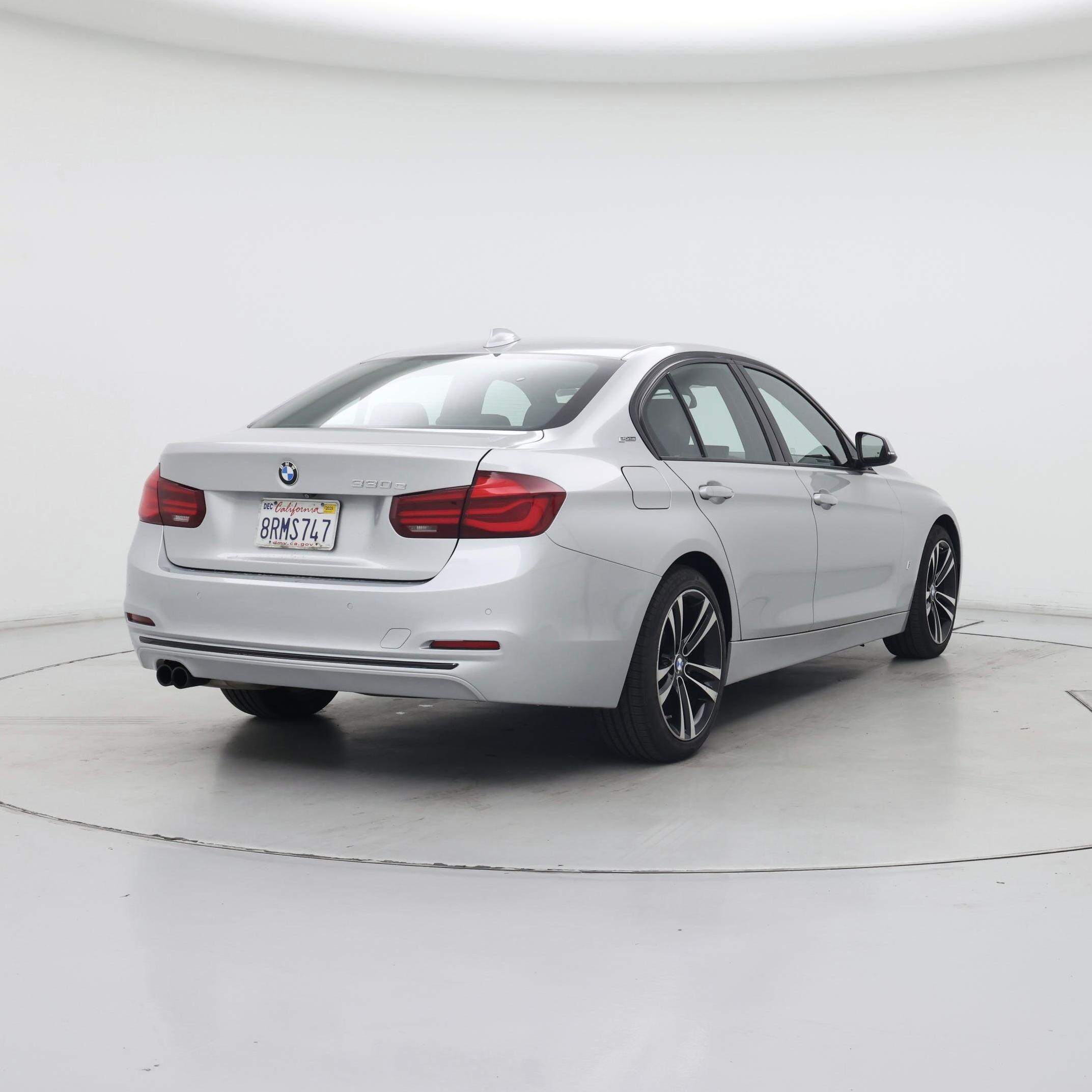 Thumbnail: 2018 BMW 3 Series - 8