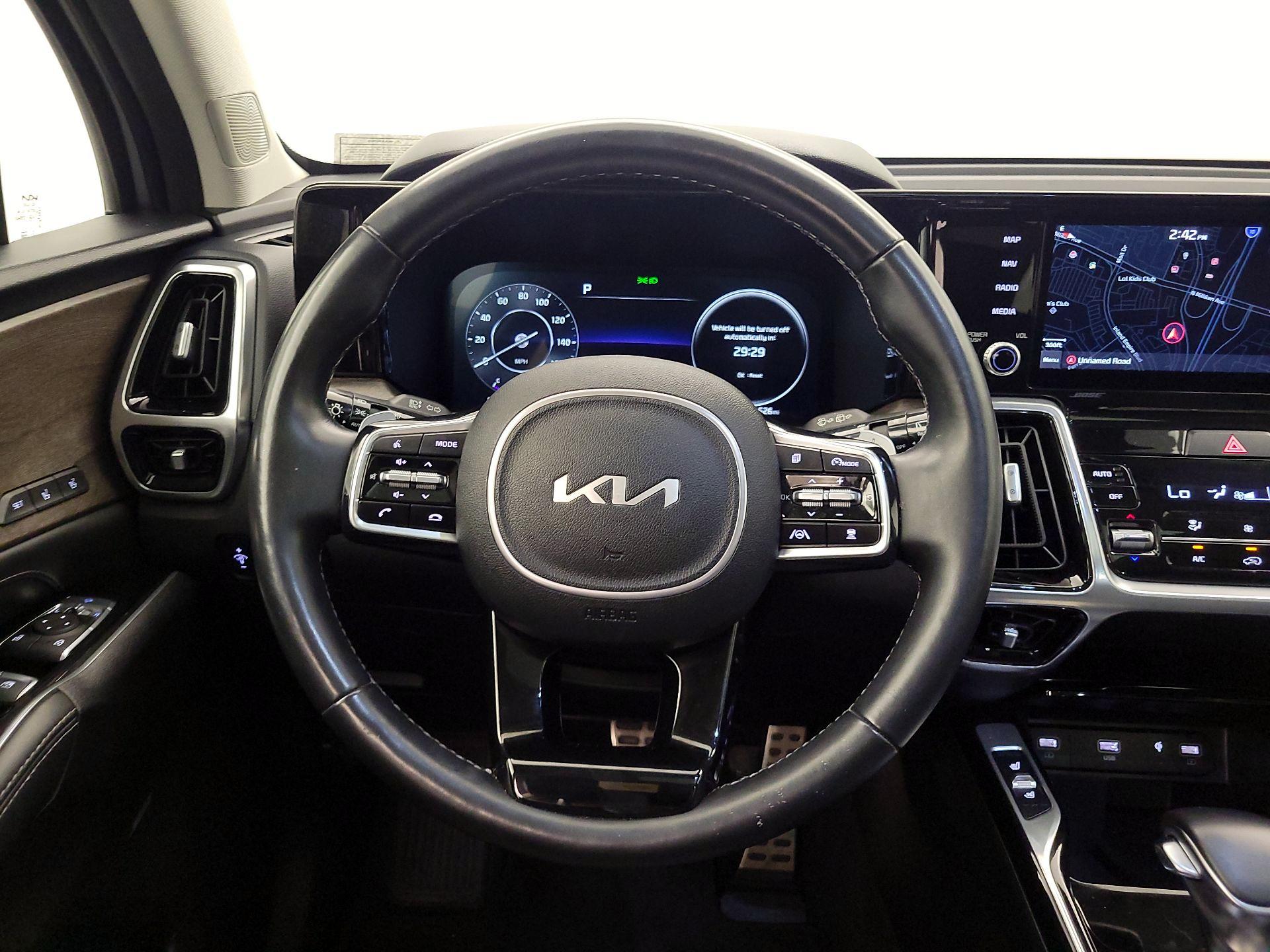 Thumbnail: 2022 Kia Sorento - 10