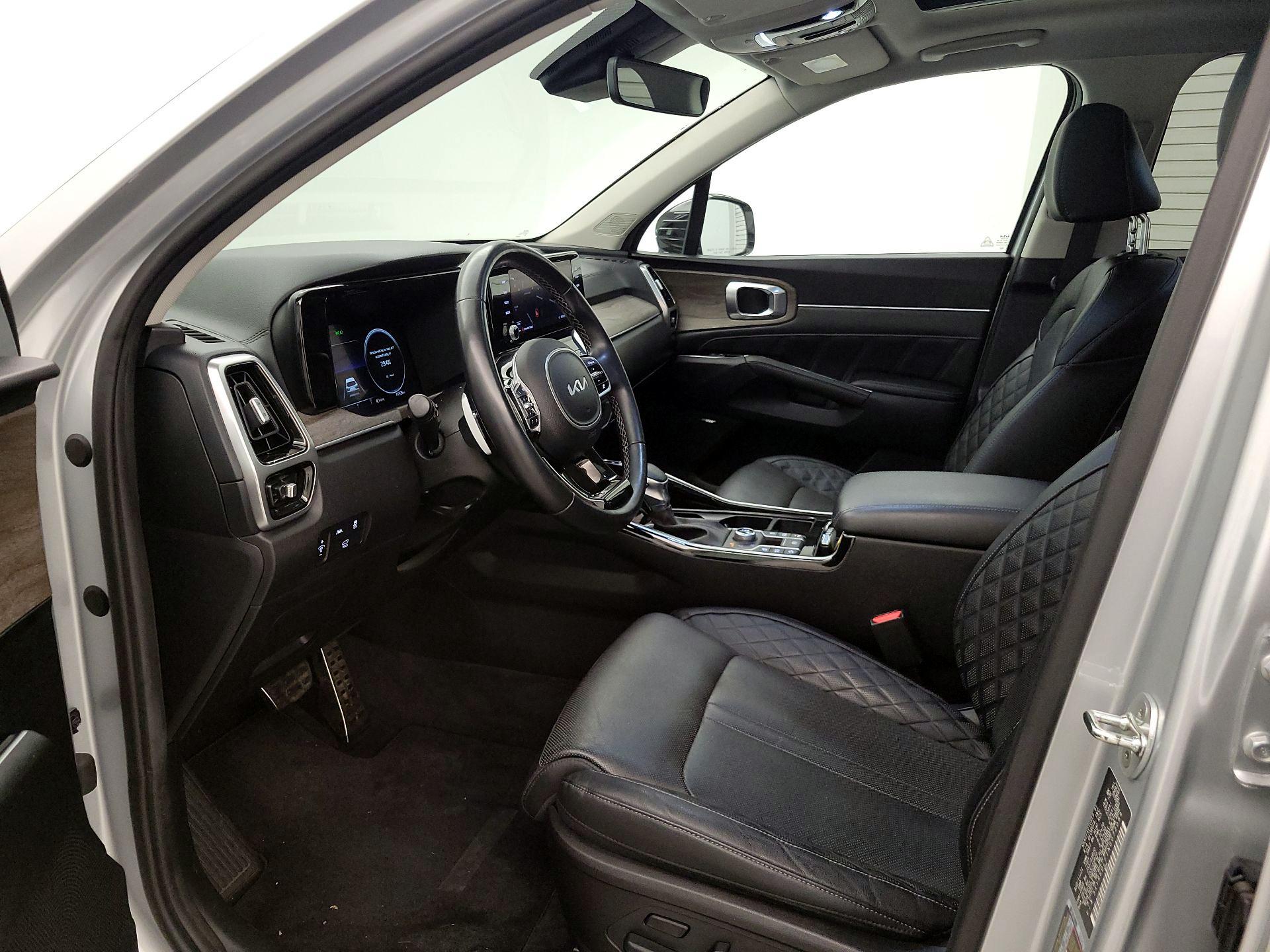 Thumbnail: 2022 Kia Sorento - 11