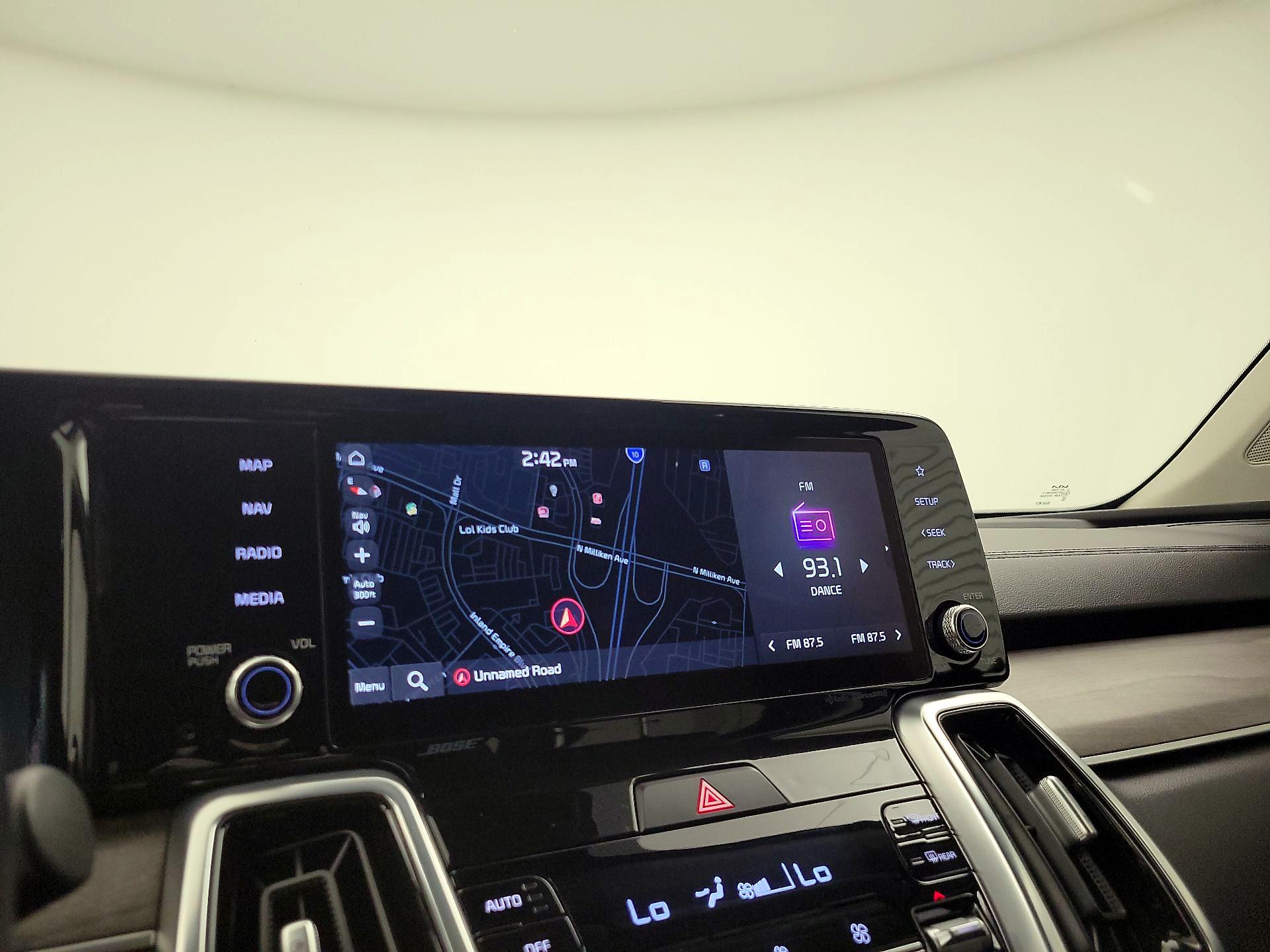 Thumbnail: 2022 Kia Sorento - 14