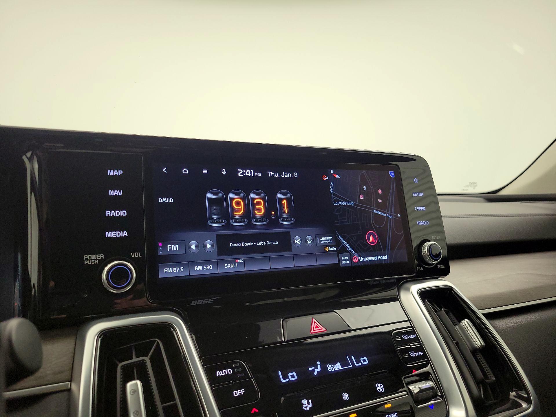 Thumbnail: 2022 Kia Sorento - 16