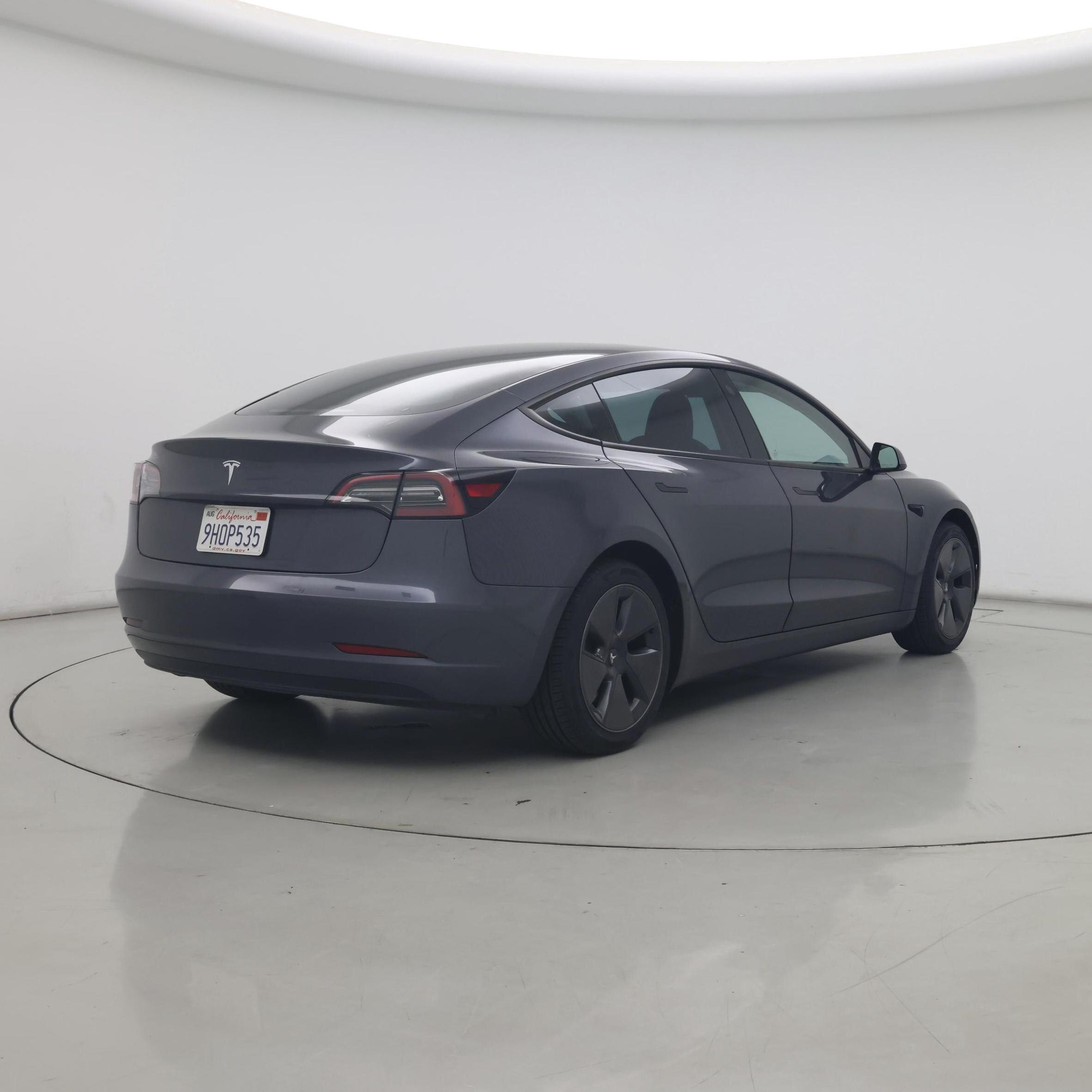 Thumbnail: 2023 Tesla Model 3 - 8