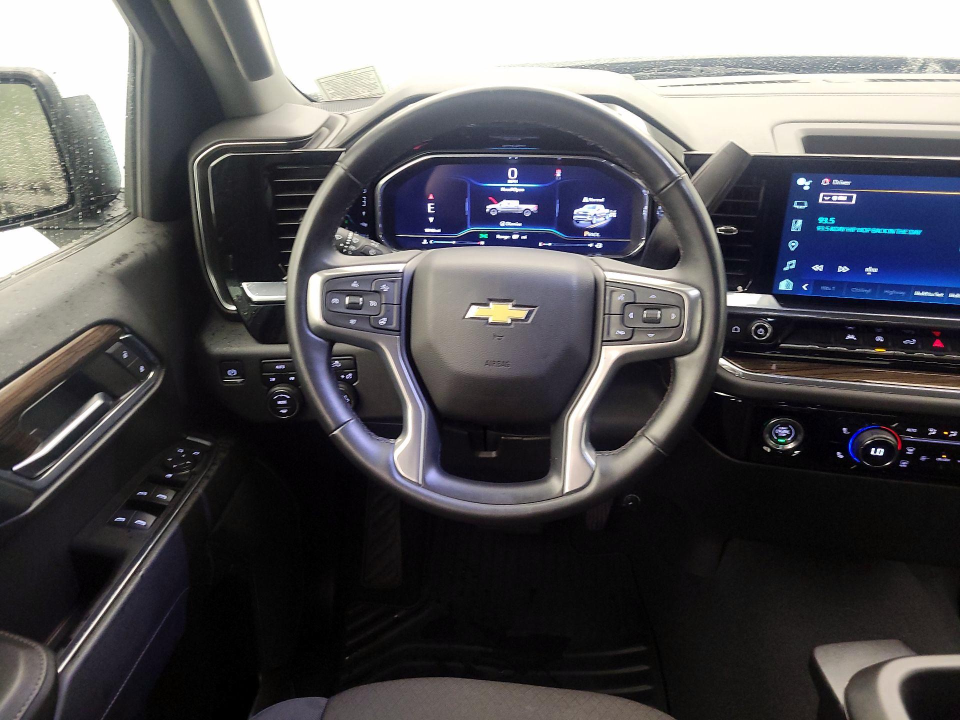 Thumbnail: 2024 Chevrolet Silverado 1500 - 10