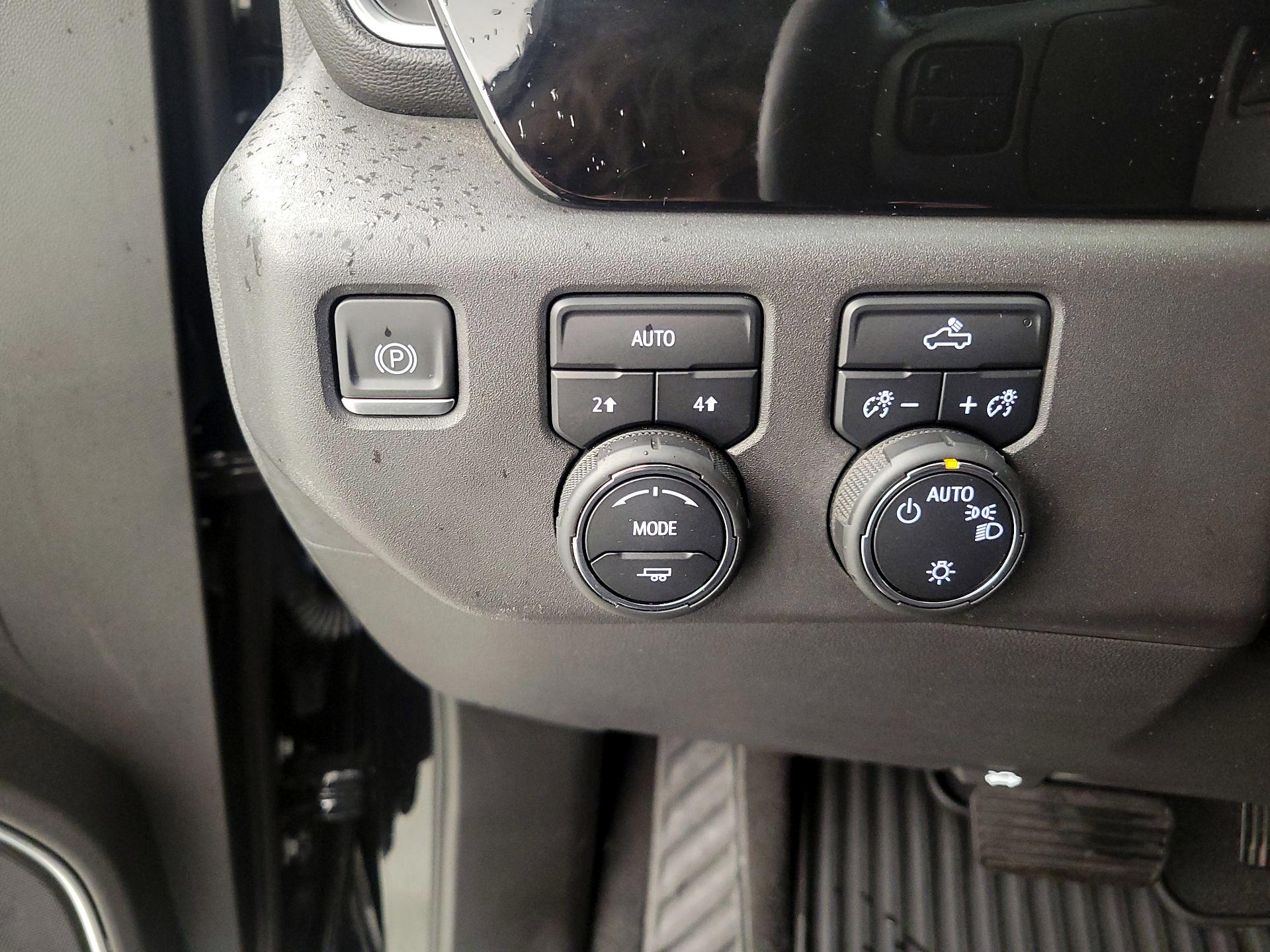 Thumbnail: 2024 Chevrolet Silverado 1500 - 13