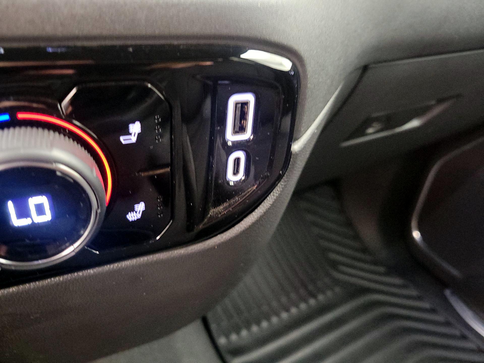 Thumbnail: 2024 Chevrolet Silverado 1500 - 18