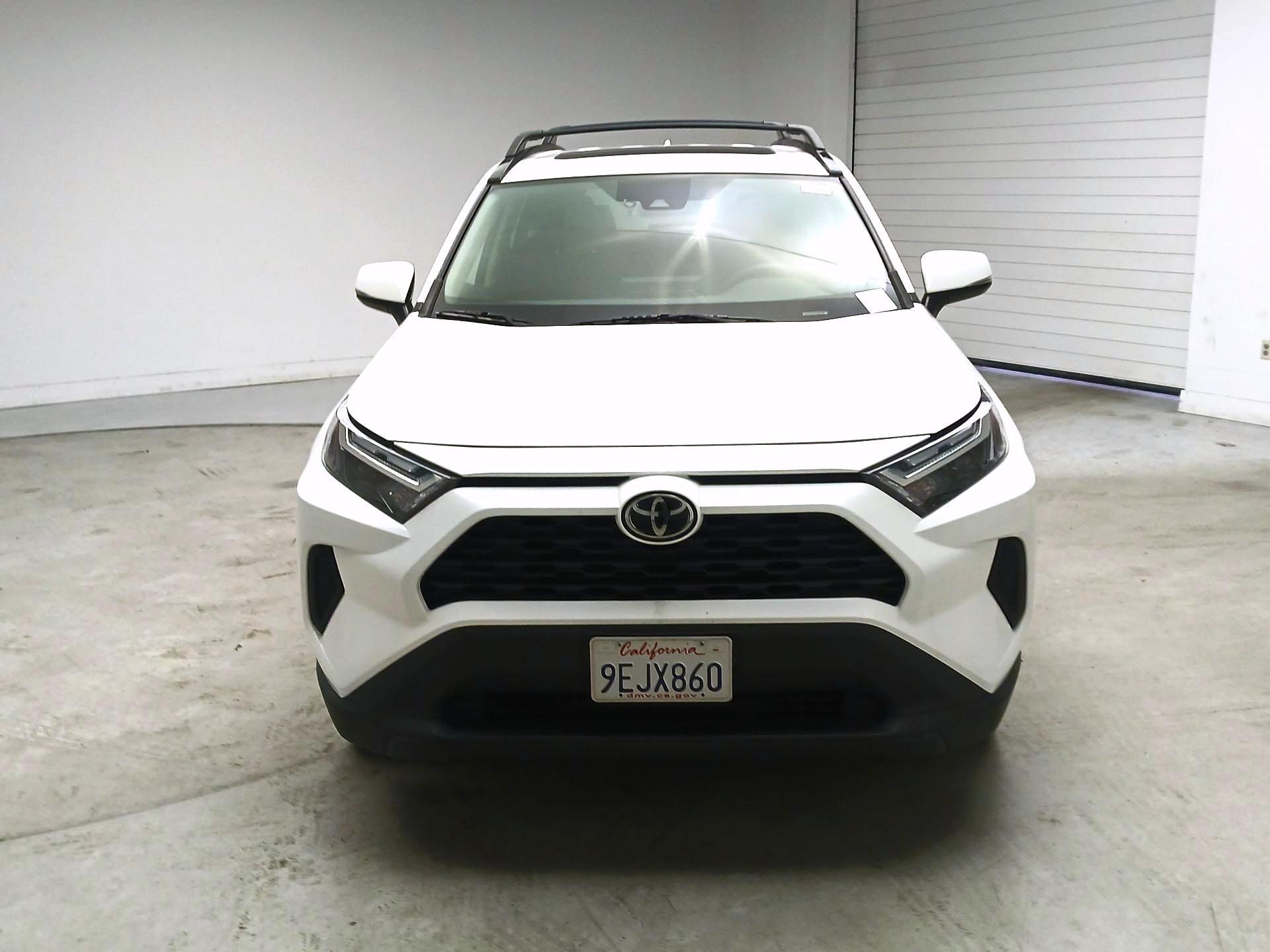 Thumbnail: 2022 Toyota RAV4 - 2