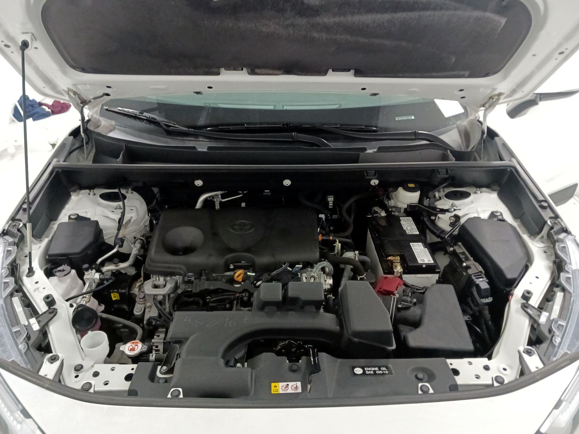 Thumbnail: 2022 Toyota RAV4 - 20