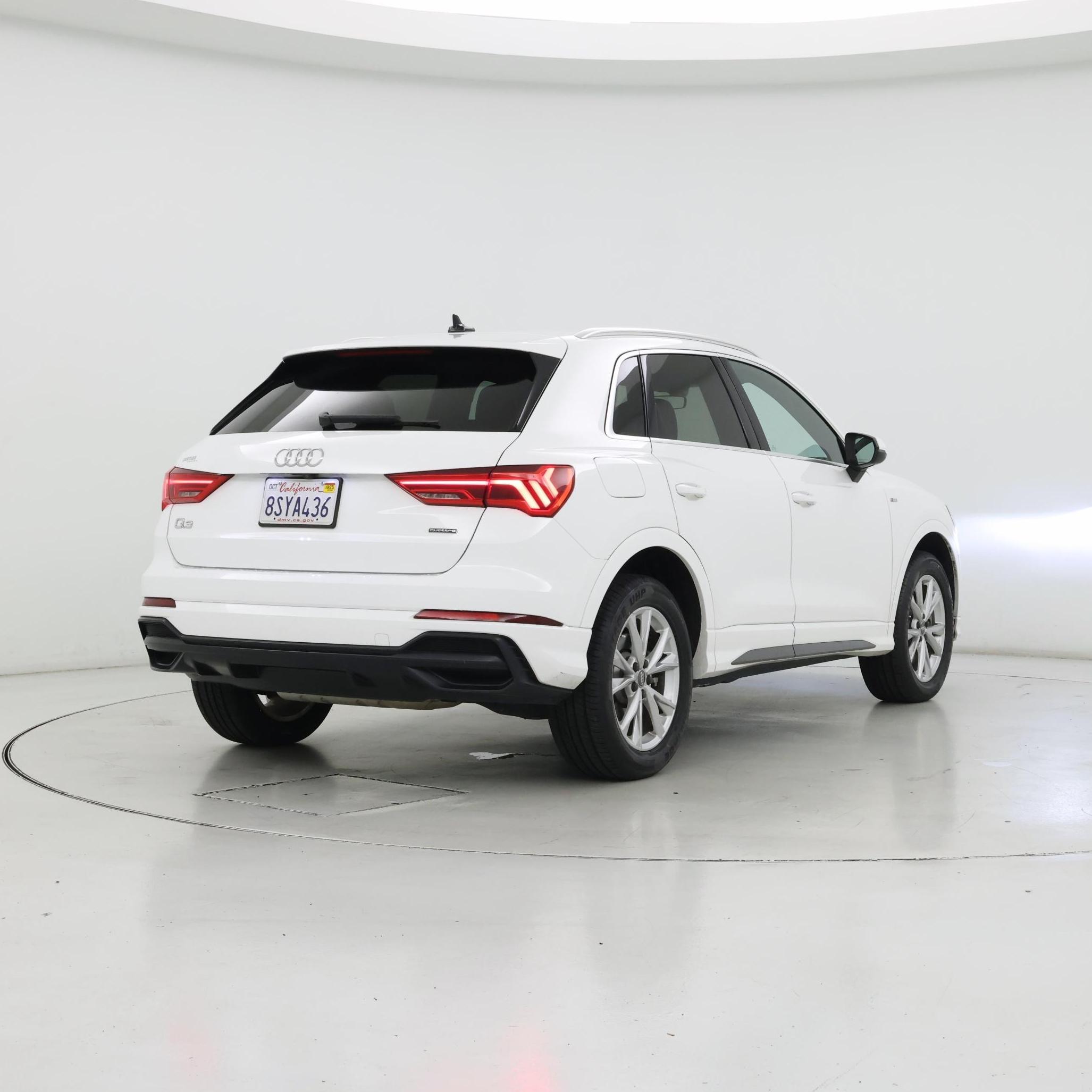 Thumbnail: 2021 Audi Q3 - 8