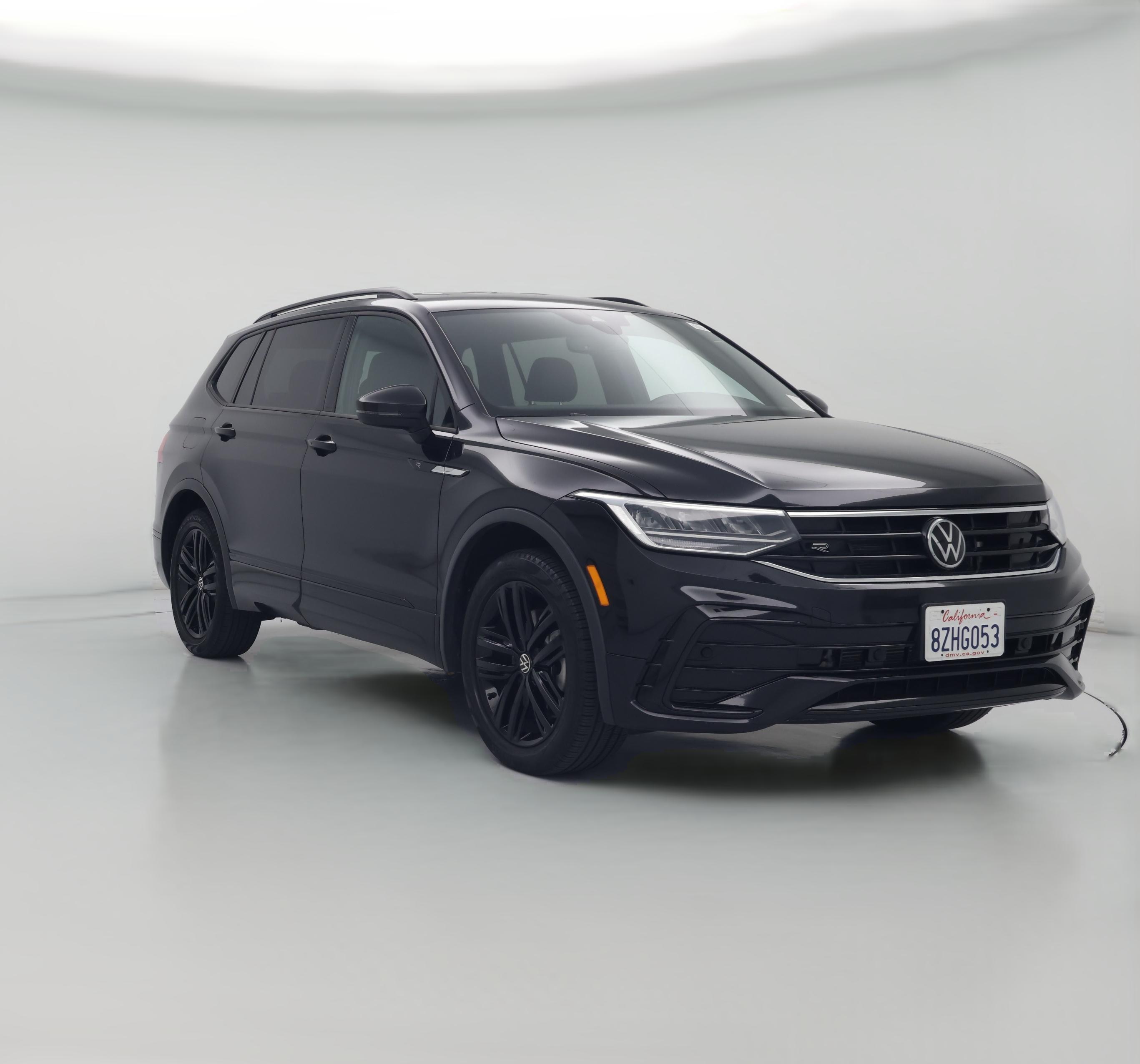 Thumbnail: 2022 Volkswagen Tiguan - 1