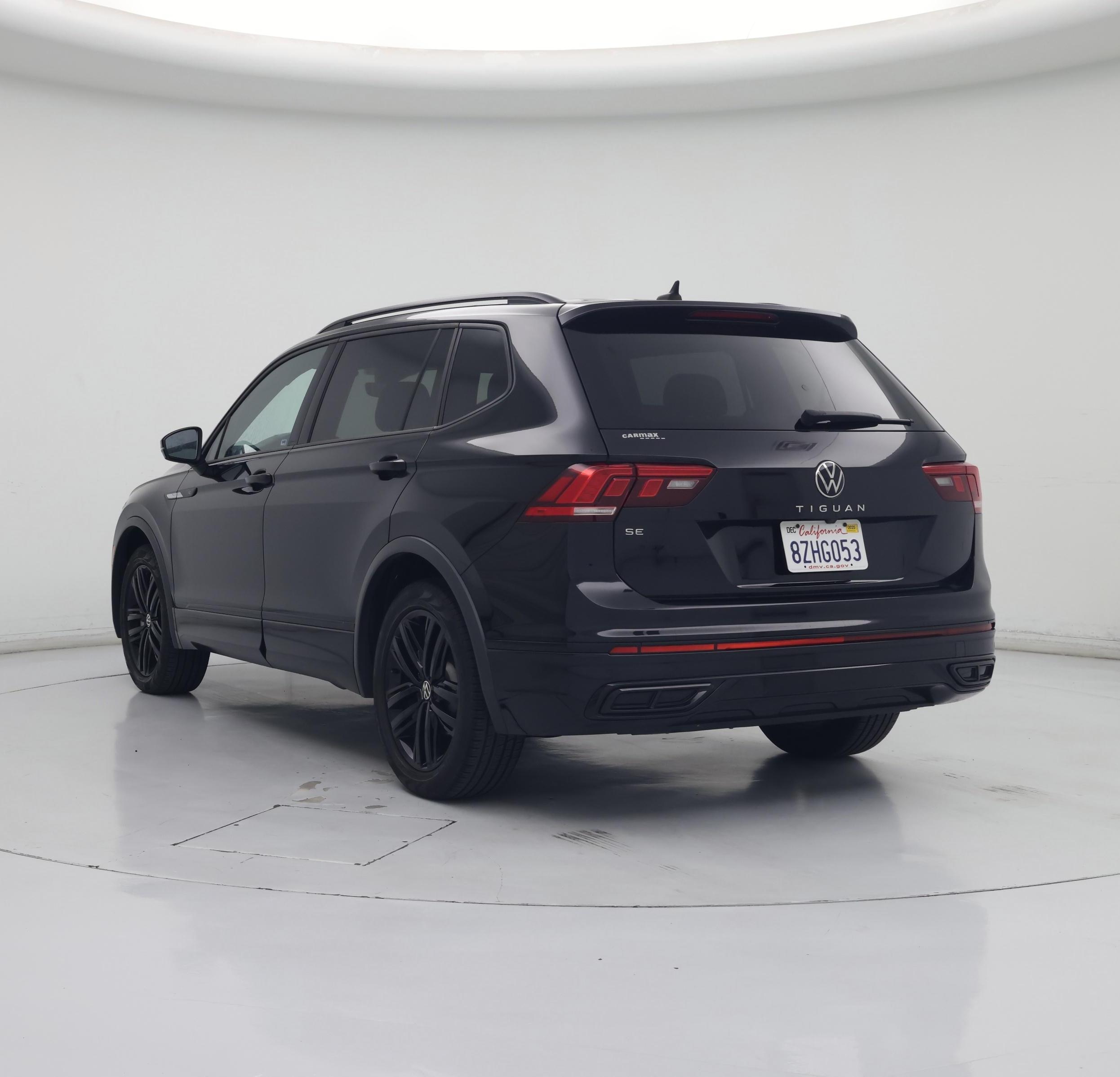 Thumbnail: 2022 Volkswagen Tiguan - 2