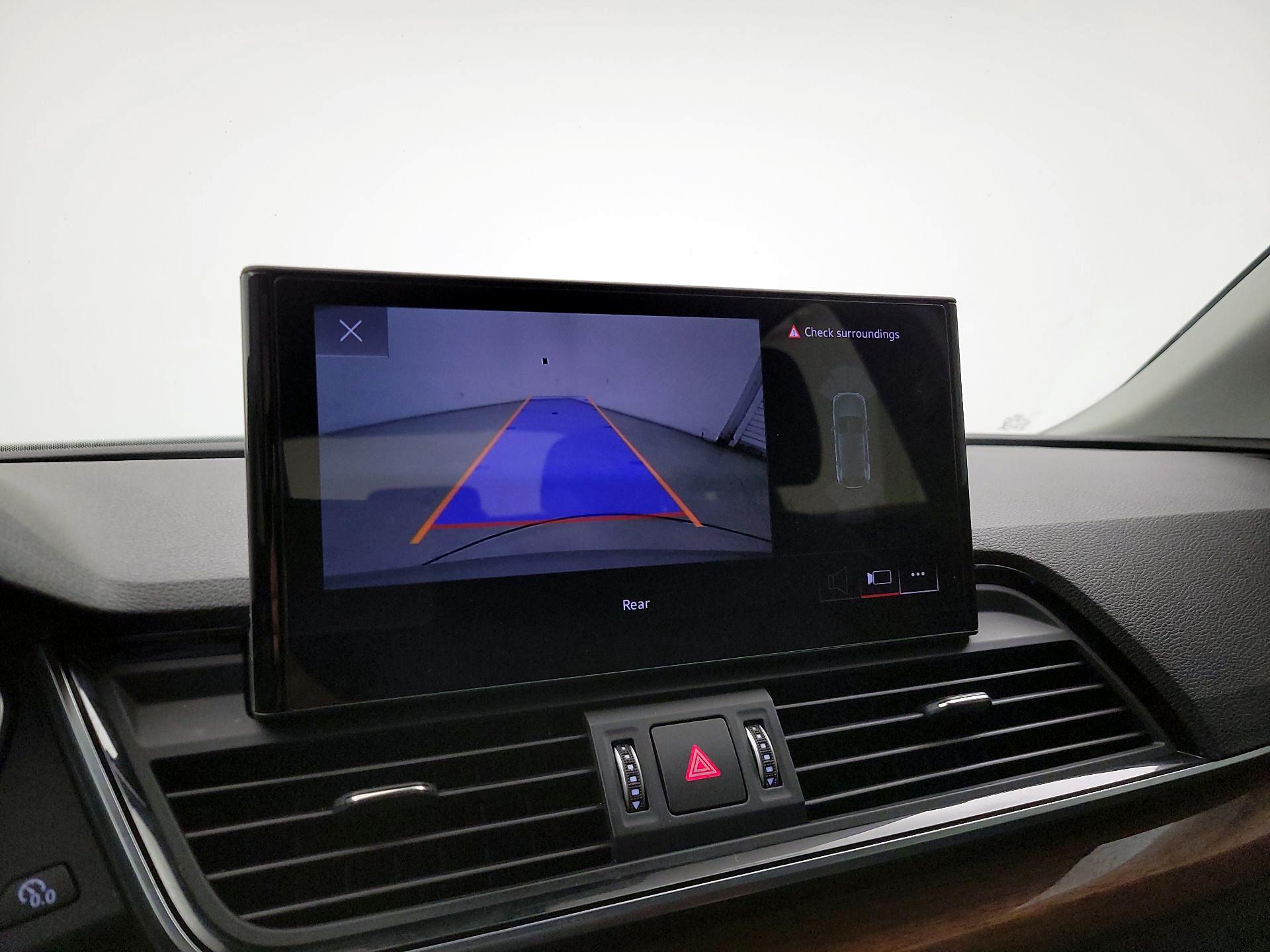 Thumbnail: 2021 Audi Q5 - 15