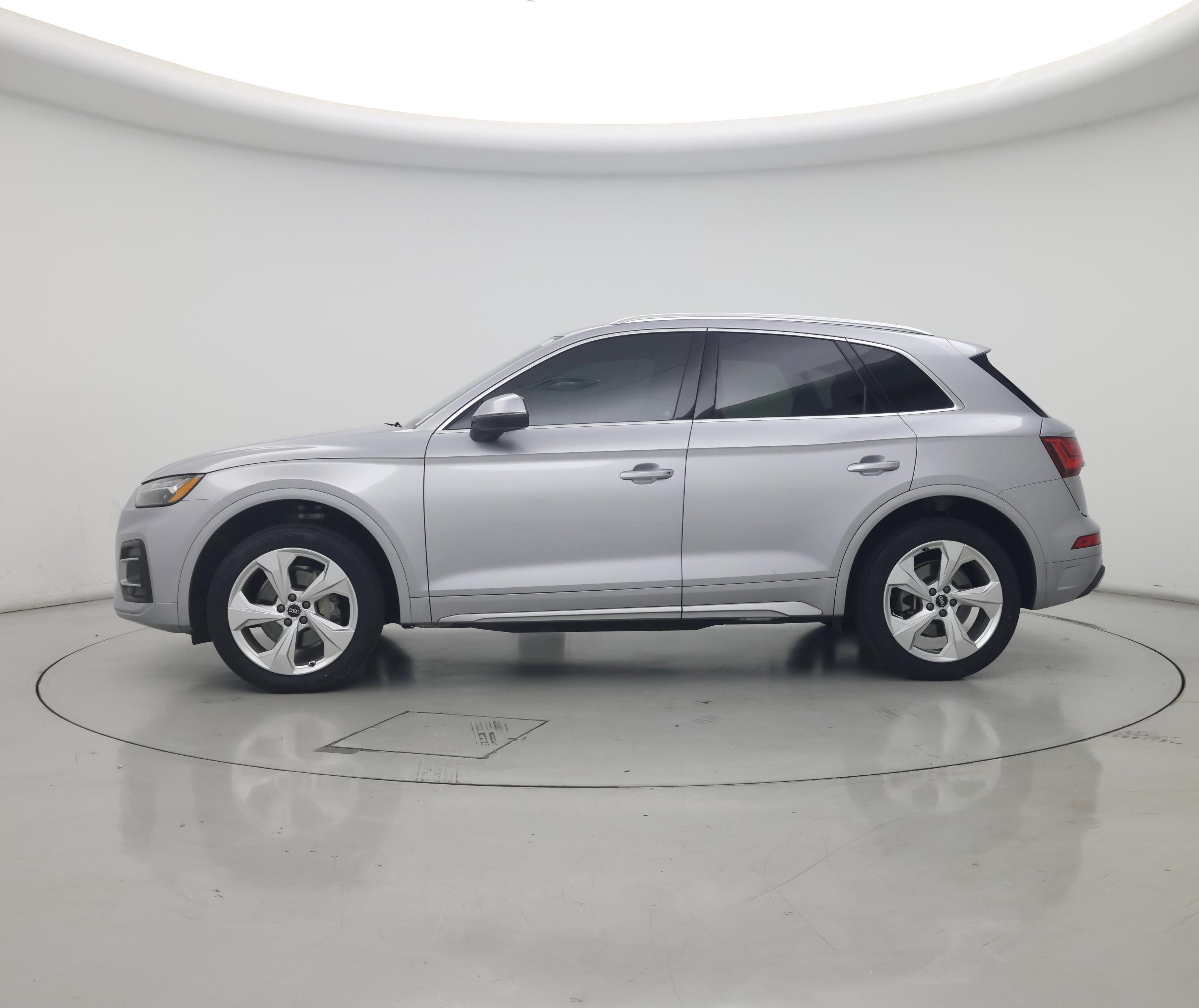 Thumbnail: 2021 Audi Q5 - 3