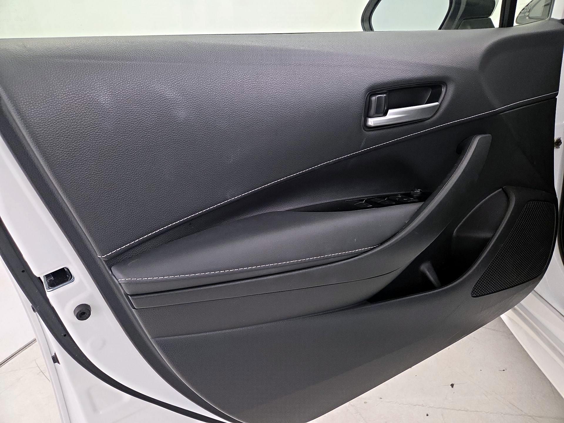 Thumbnail: 2023 Toyota Corolla - 12