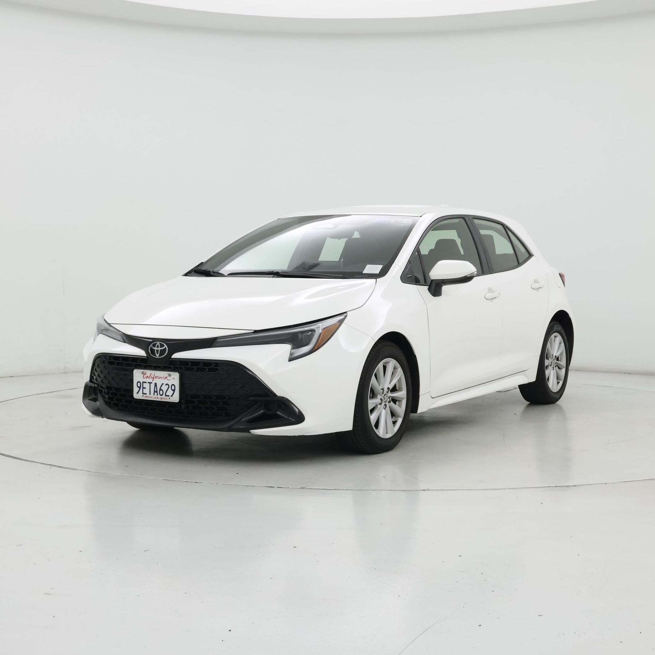 Thumbnail: 2023 Toyota Corolla - 4