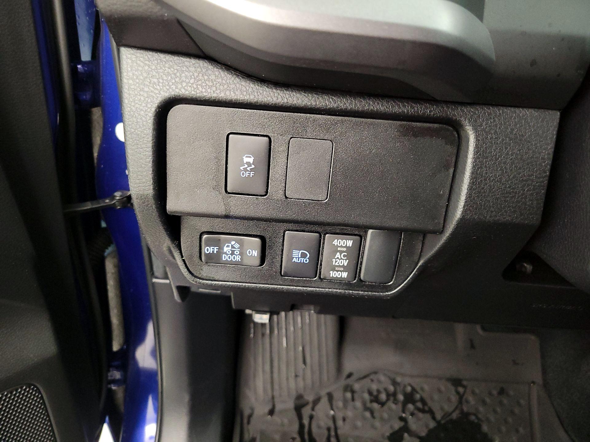 Thumbnail: 2023 Toyota Tacoma - 13