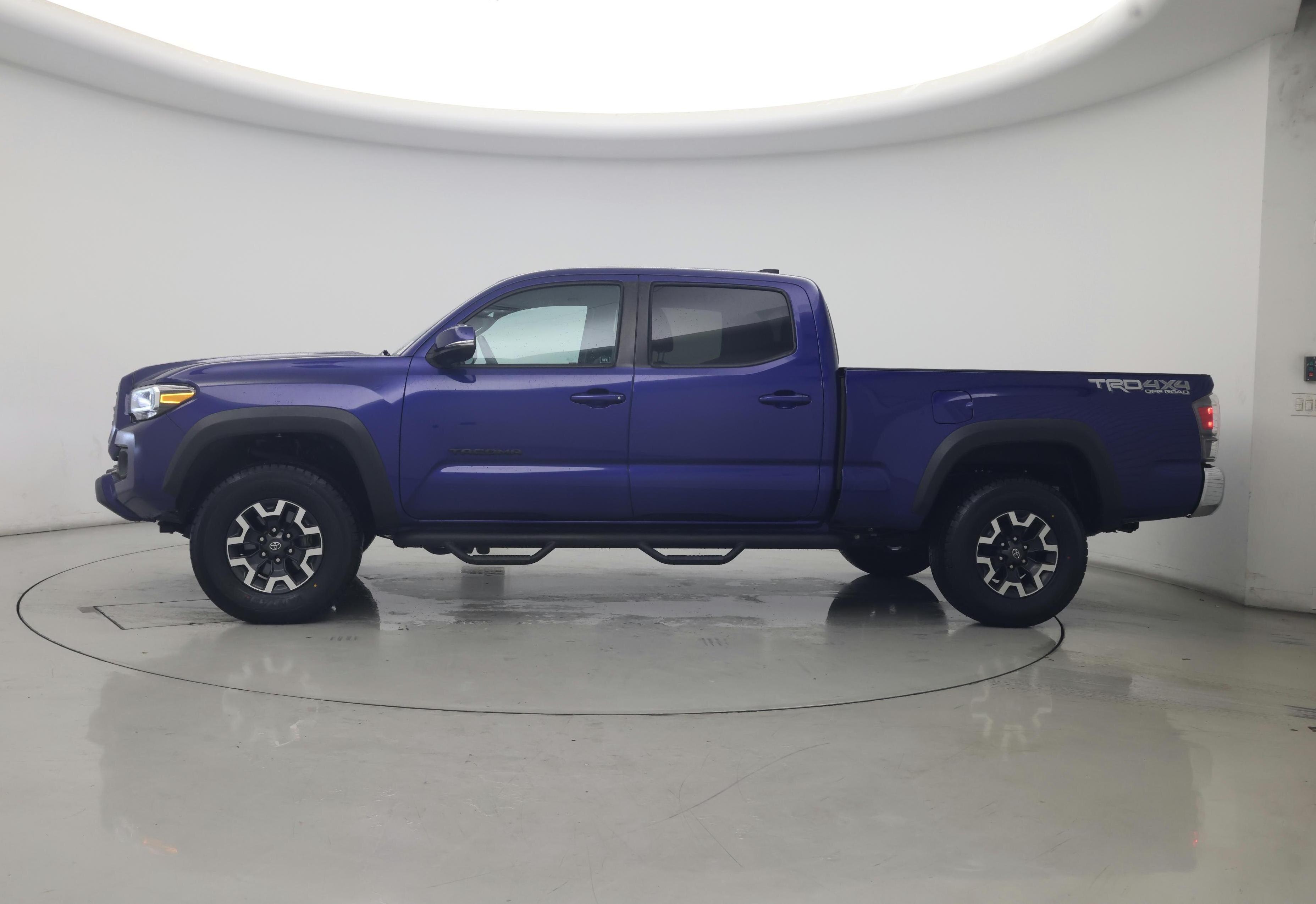 Thumbnail: 2023 Toyota Tacoma - 3